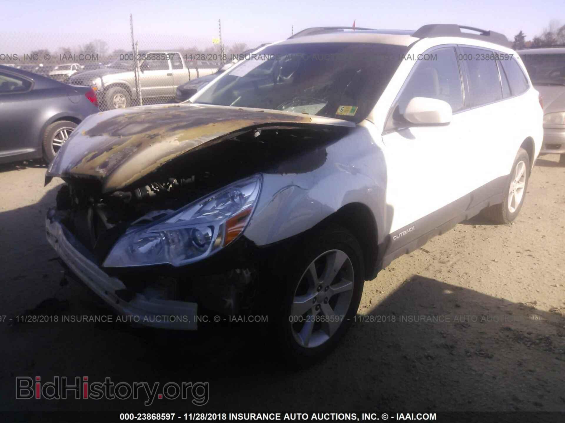 2014 SUBARU OUTBACK - VIN: 4S4BRCDC8E3265061 - Фото 2
