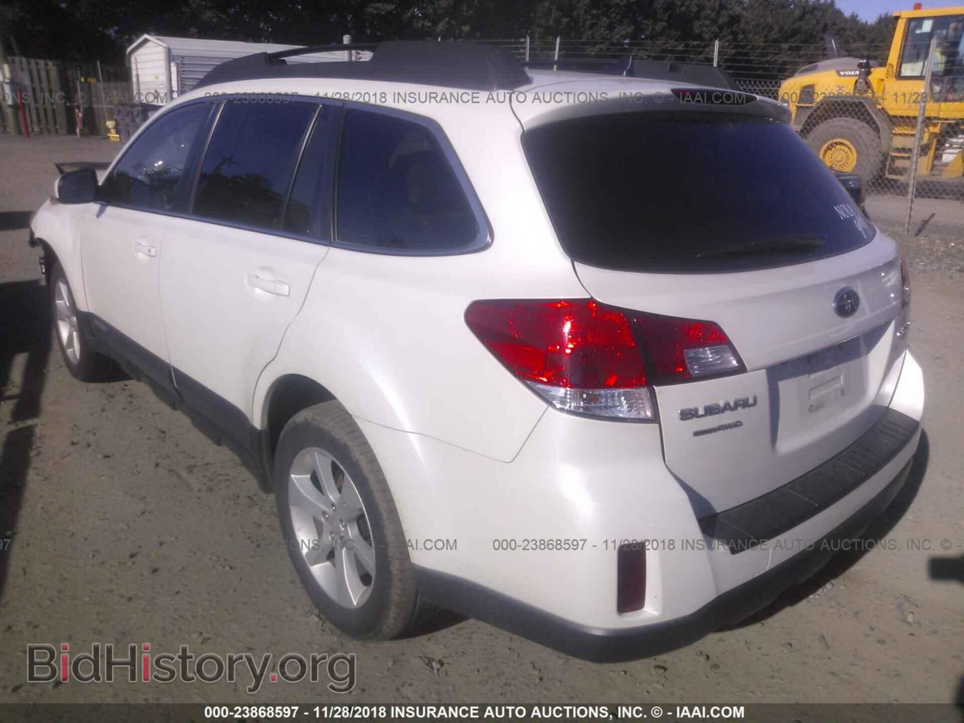 2014 SUBARU OUTBACK - VIN: 4S4BRCDC8E3265061 - Фото 3