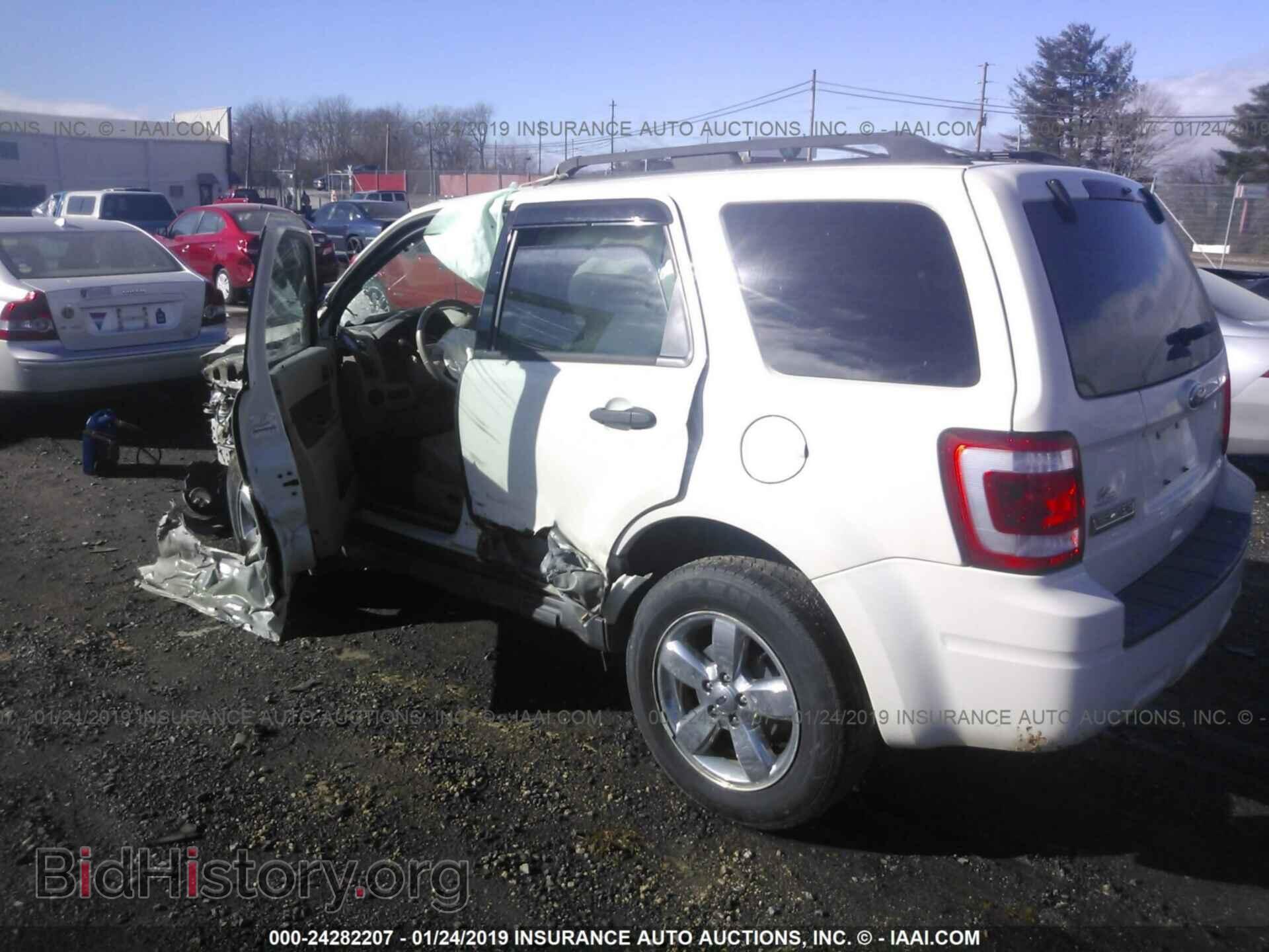 2011 FORD ESCAPE - VIN: 1FMCU9DG8BKB09578 - Фото 3