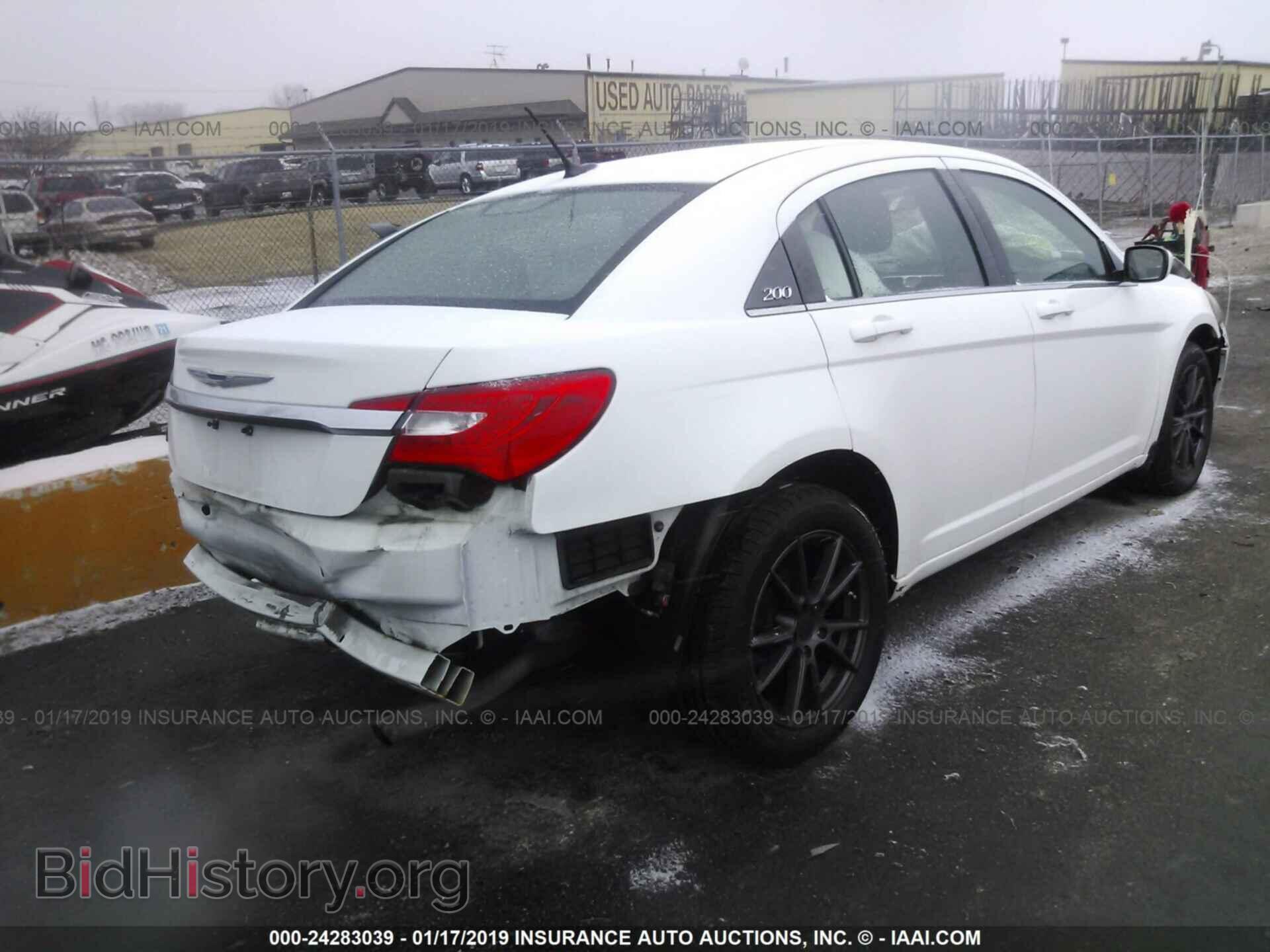 2013 CHRYSLER 200 - VIN: 1C3CCBBB4DN692503 - Photo 4