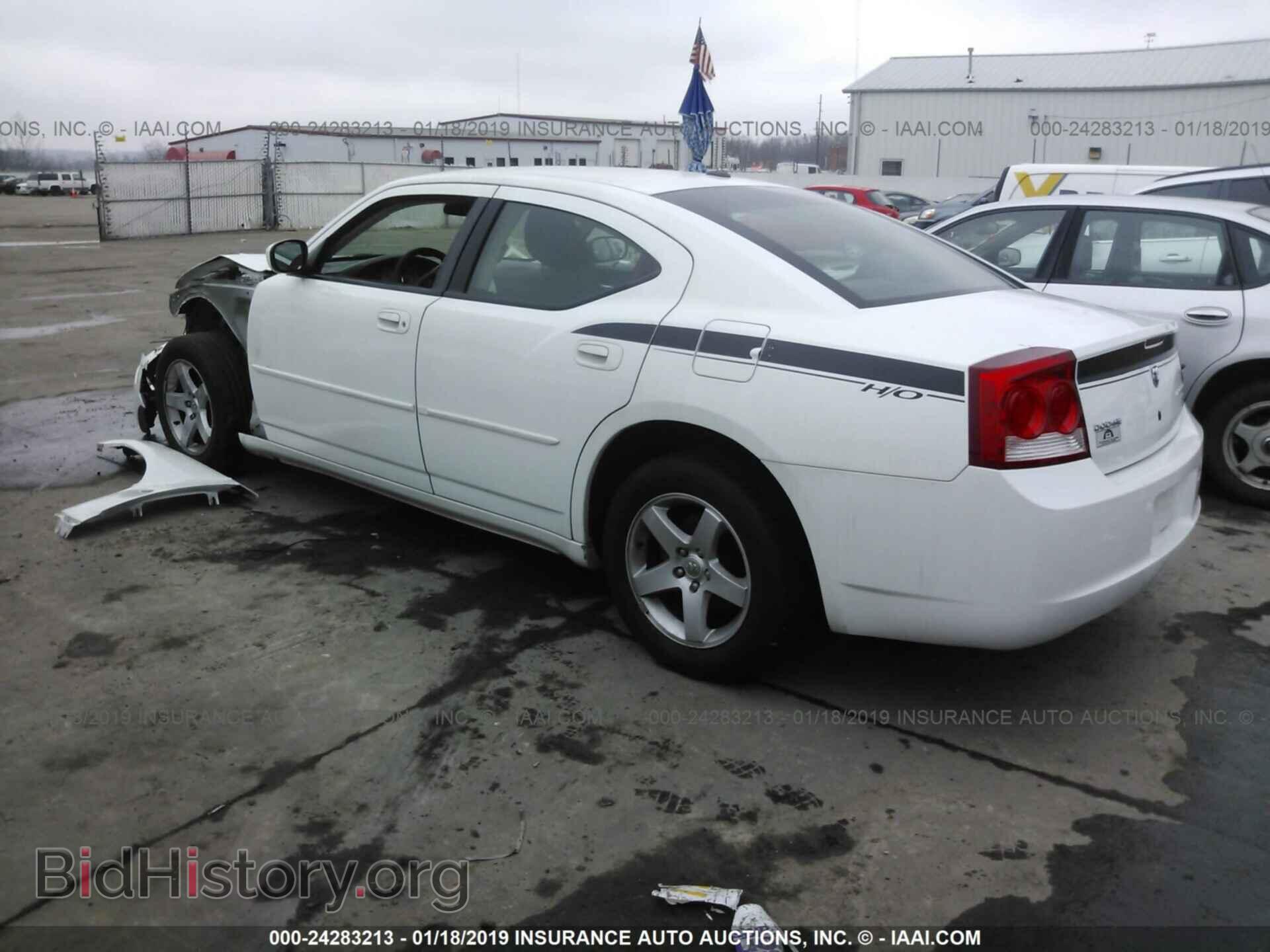 2010 DODGE CHARGER - VIN: 2B3CA3CV7AH259442 - Фото 3