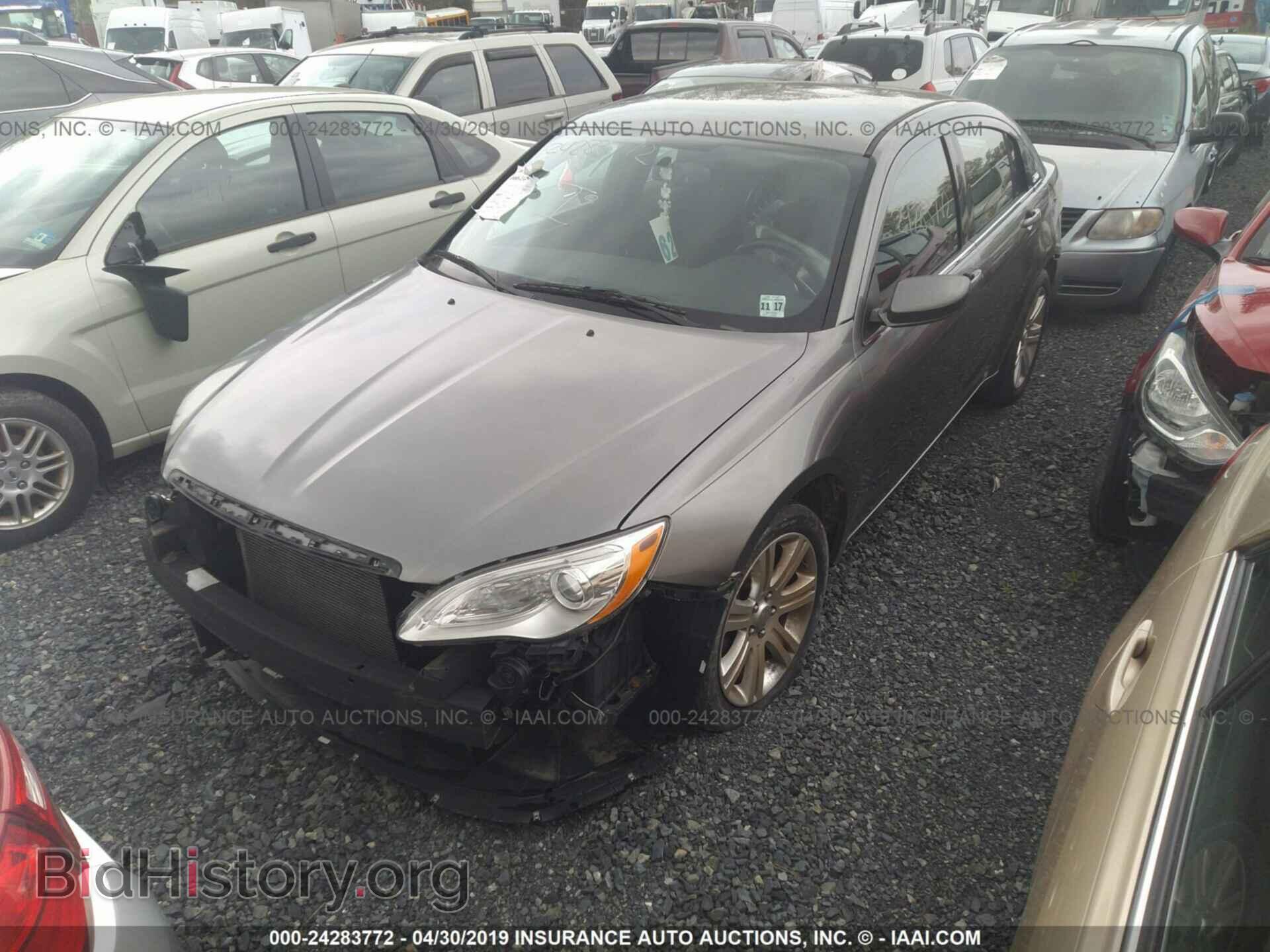 2013 CHRYSLER 200 - VIN: 1C3CCBBB1DN515827 - Photo 2