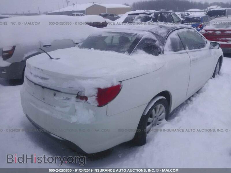2012 Chrysler 200 (VIN 1C3BCBEB6CN134920) — photo 4 of 10
