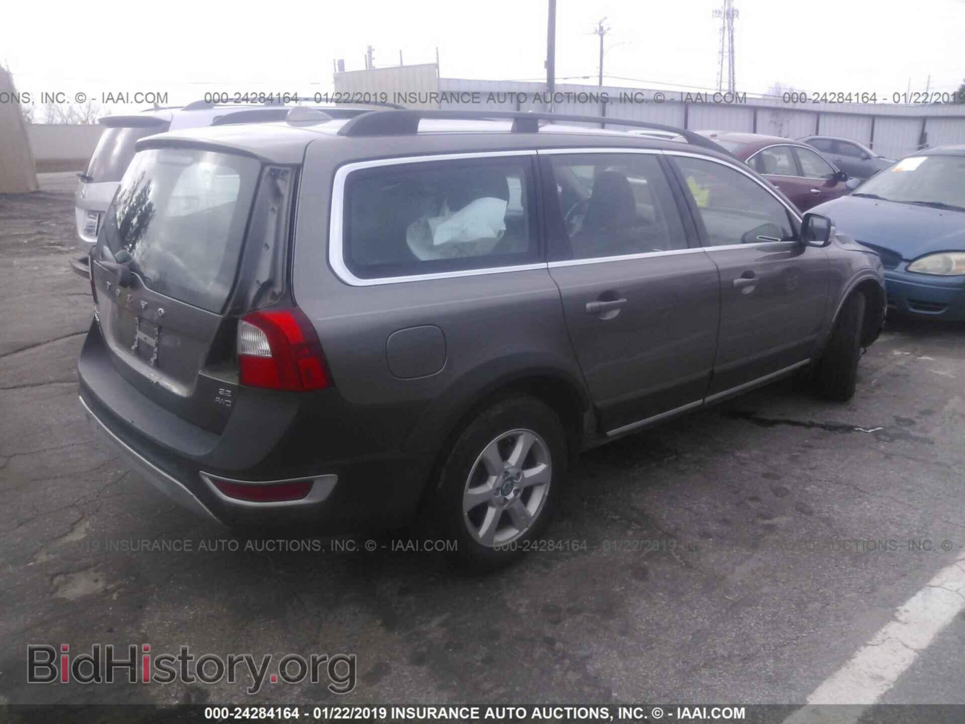 2010 VOLVO XC70 - VIN: YV4982BZ8A1080406 - Фото 4