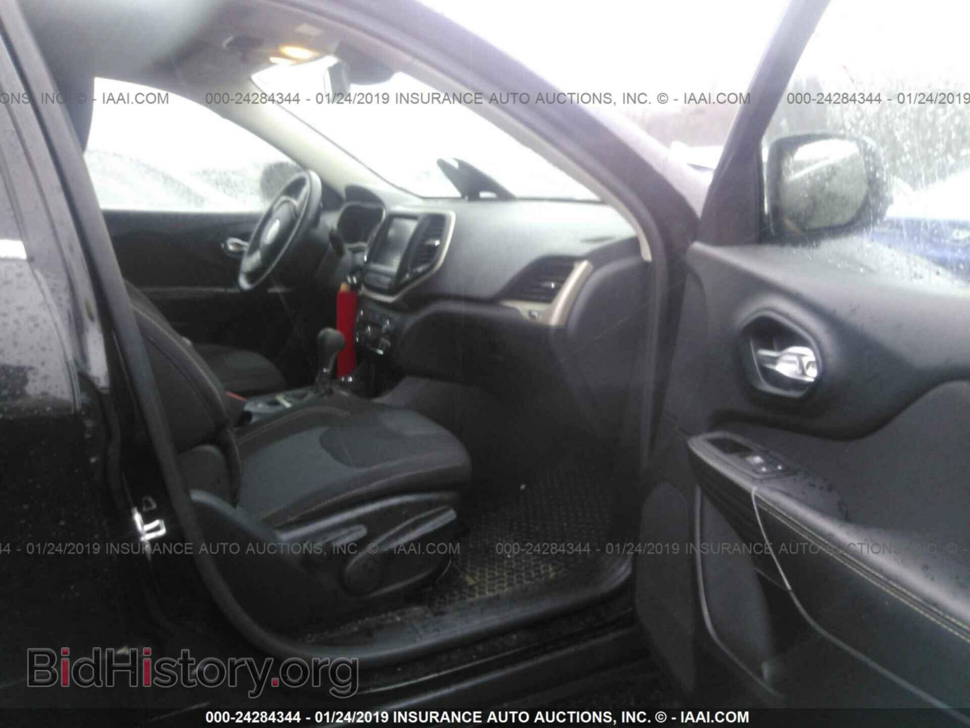 2017 JEEP CHEROKEE - VIN: 1C4PJMCB5HW546740 - Фото 5
