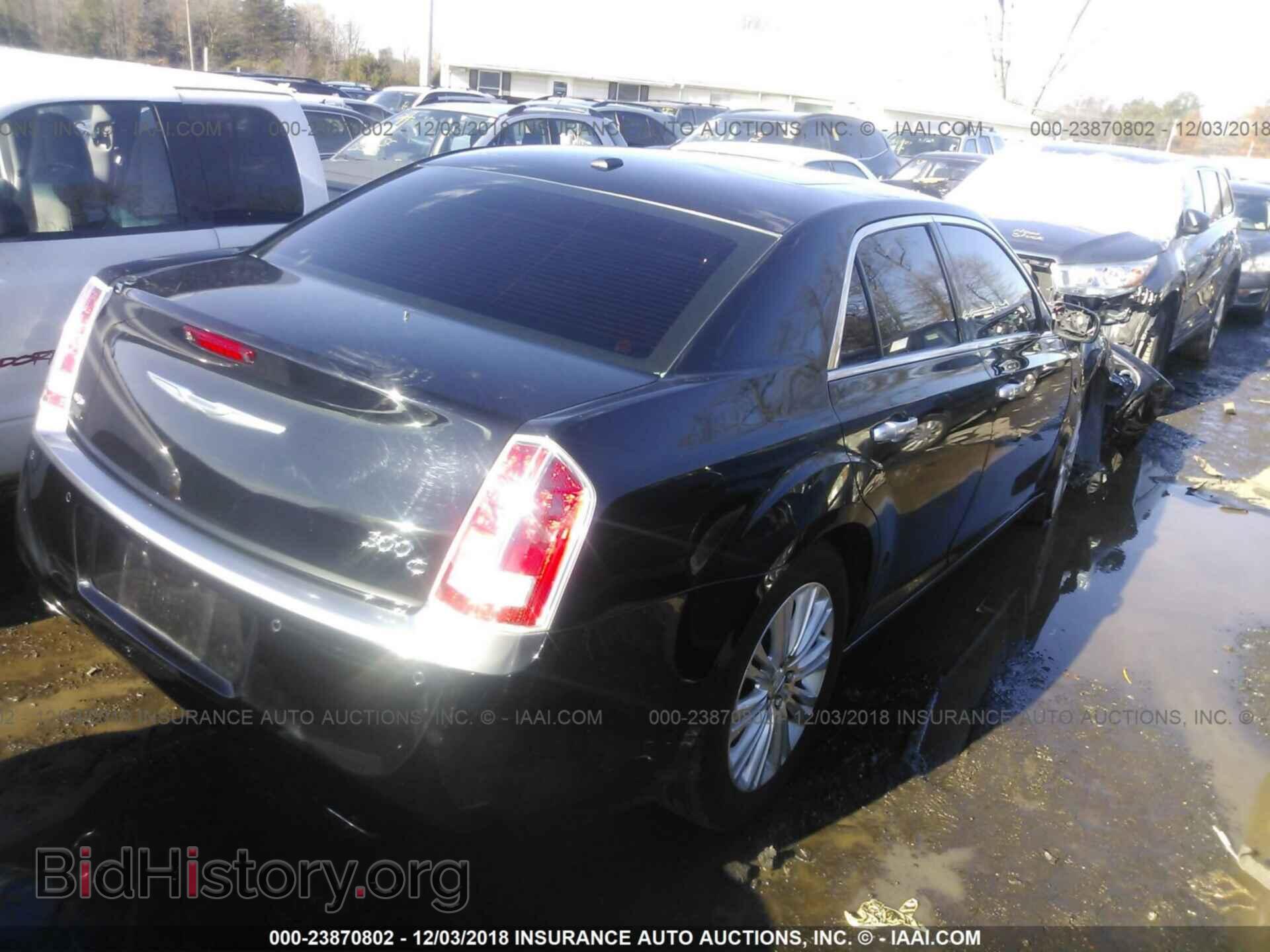 2013 CHRYSLER 300C - VIN: 2C3CCASG5DH556833 - Фото 4