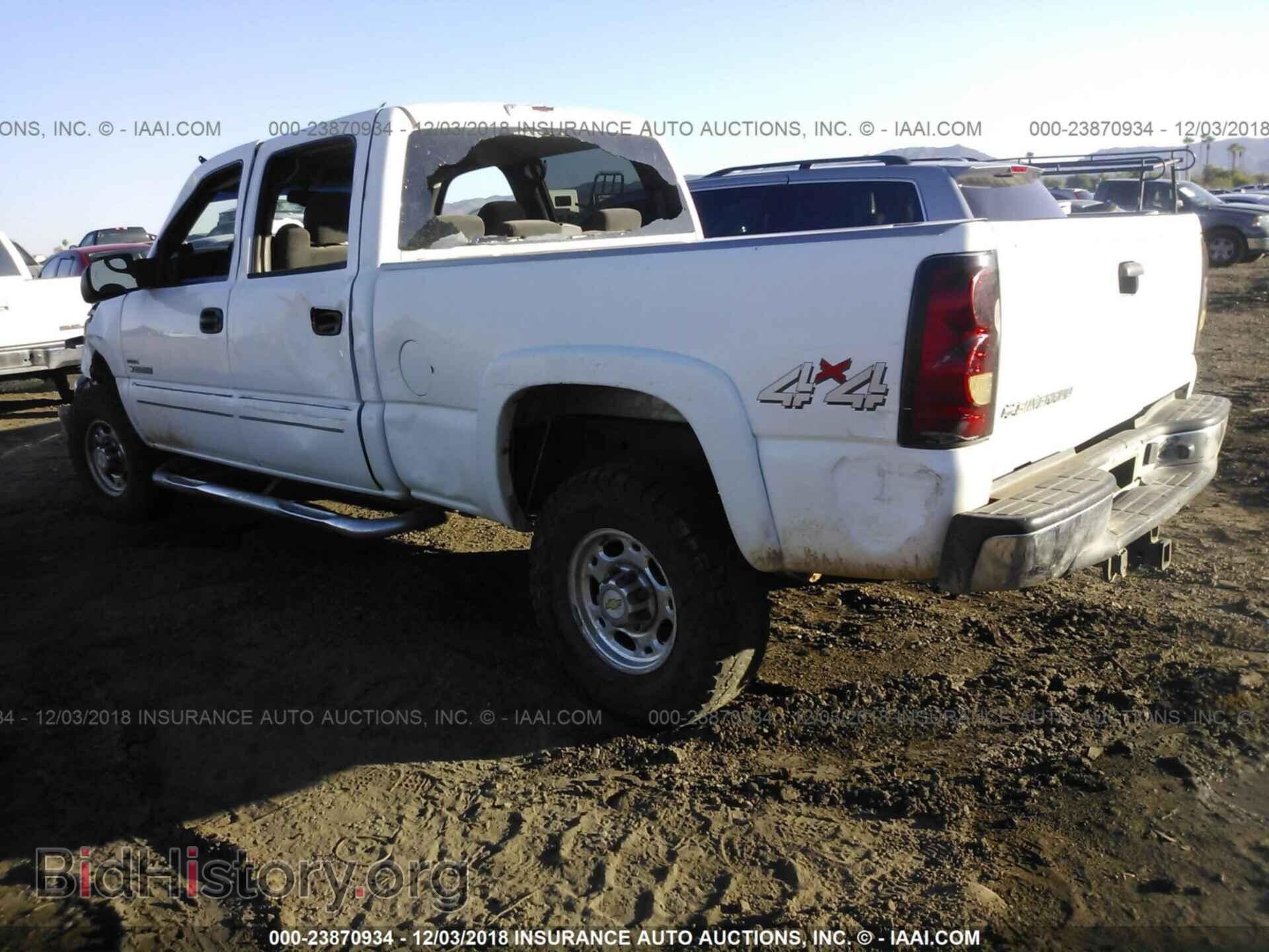 2005 CHEVROLET SILVERADO - VIN: 1GCHK23205F809332 - Фото 3