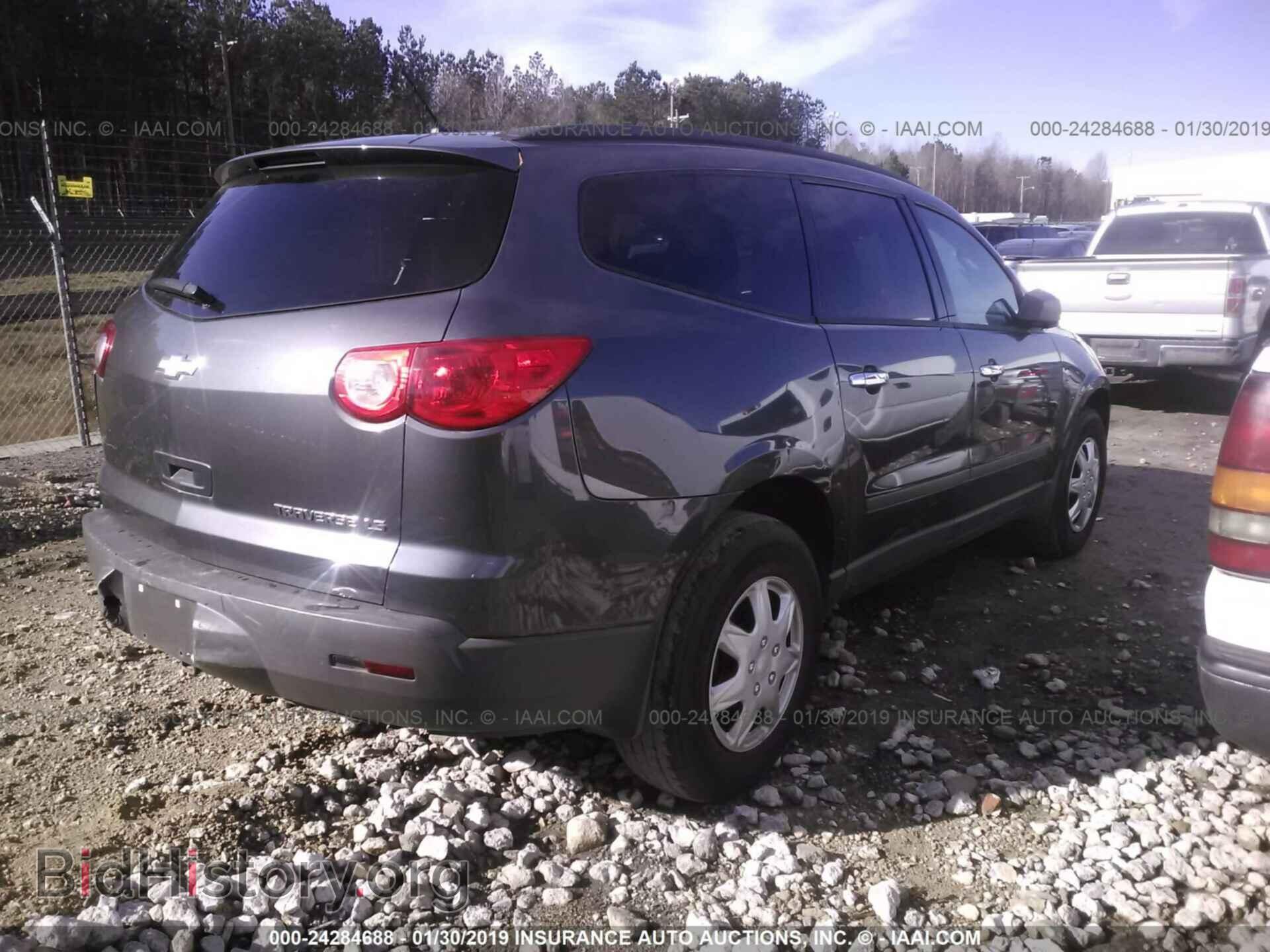 2011 CHEVROLET TRAVERSE - VIN: 1GNKRFEDXBJ224720 - Фото 4