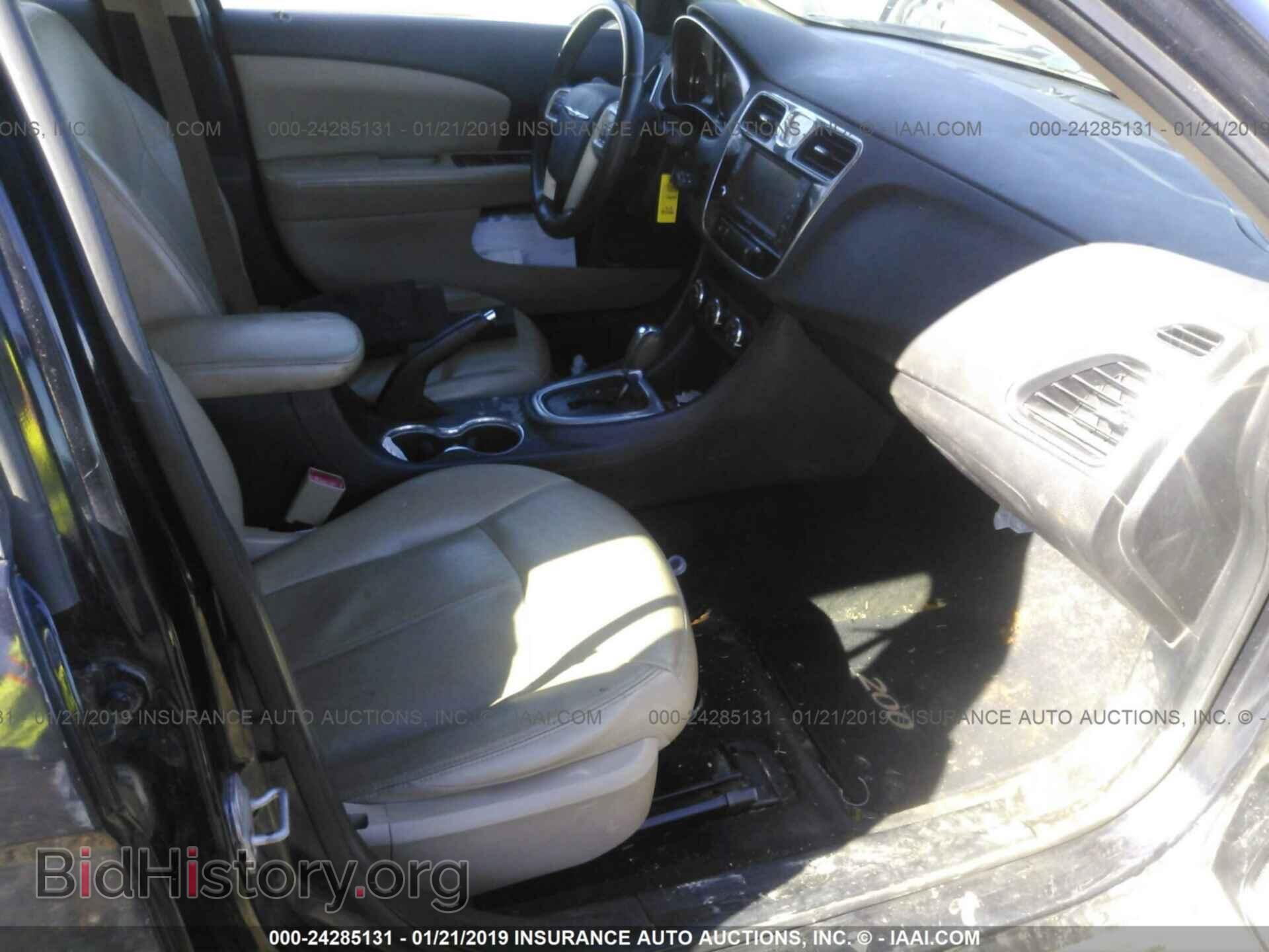 2012 CHRYSLER 200 - VIN: 1C3CCBCG1CN254076 - Фото 5