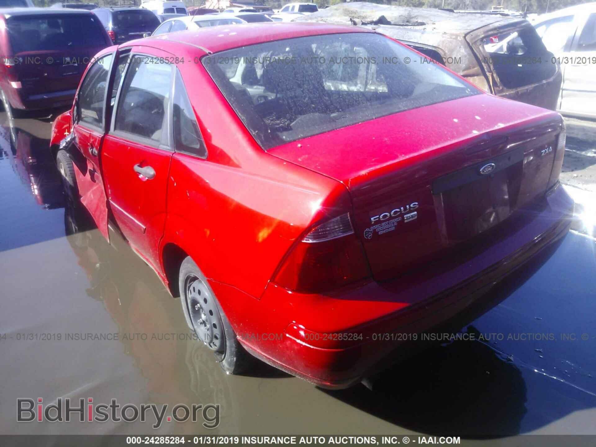 2006 FORD FOCUS - VIN: 1FAFP34N66W136366 - Фото 3