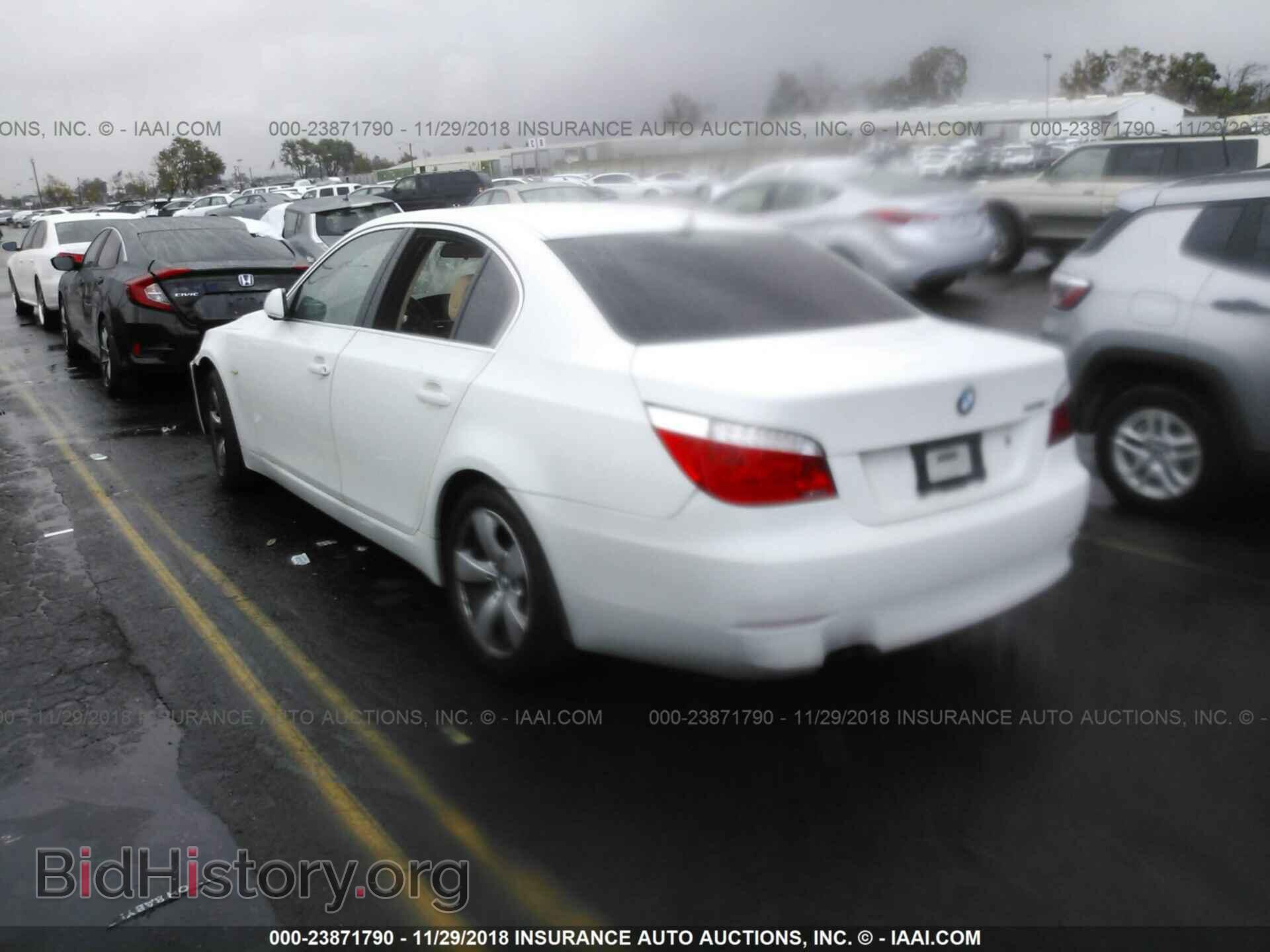 2008 BMW 528 - VIN: WBANU53588C110042 - Фото 3