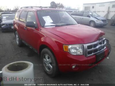 2009 Ford ESCAPE, красный — VIN 1FMCU03789KA92644, IAAI