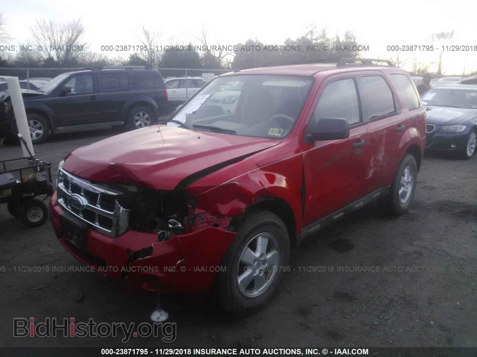 2009 FORD ESCAPE - VIN: 1FMCU03789KA92644 - Фото 2