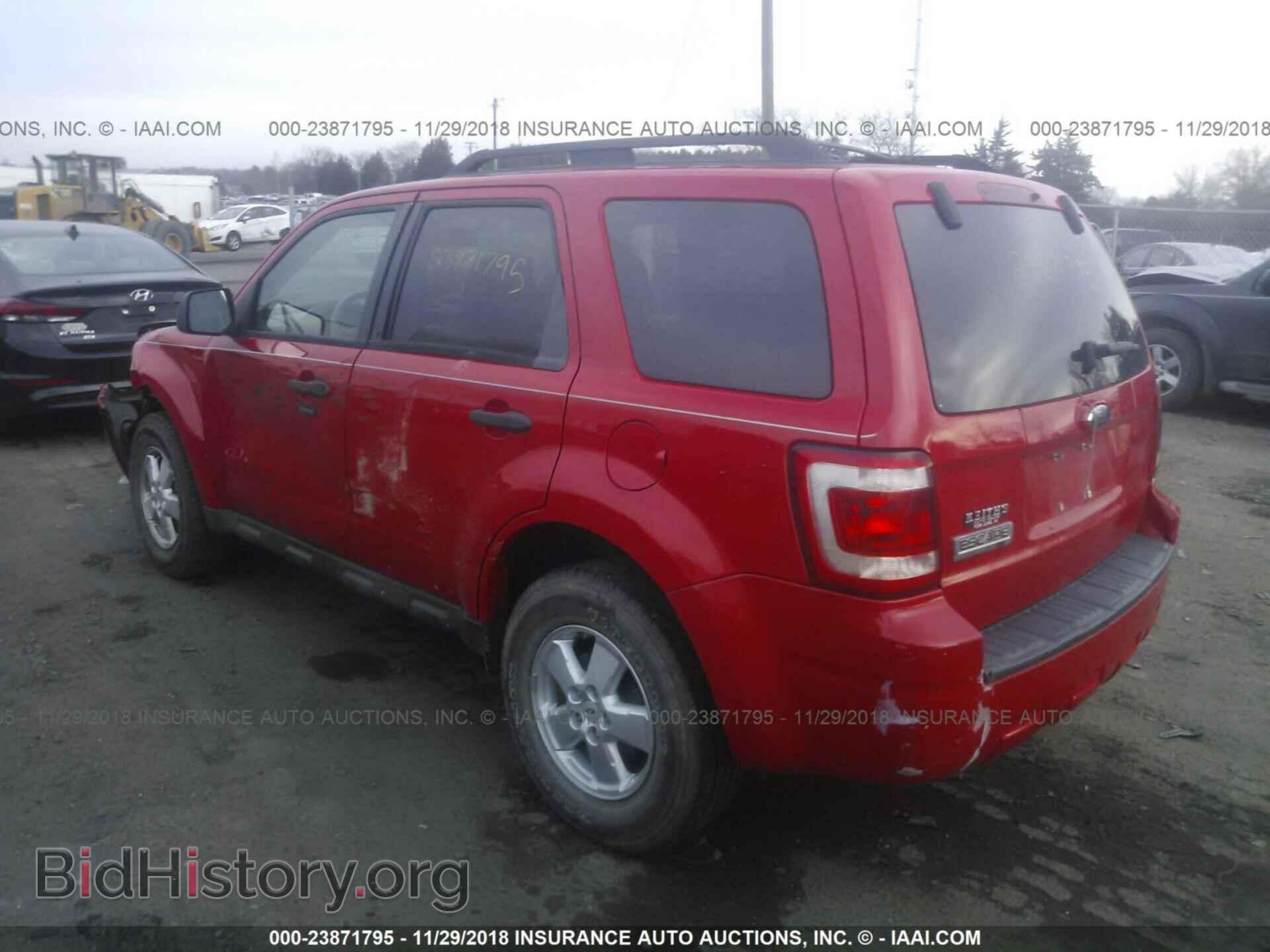 2009 FORD ESCAPE - VIN: 1FMCU03789KA92644 - Фото 3