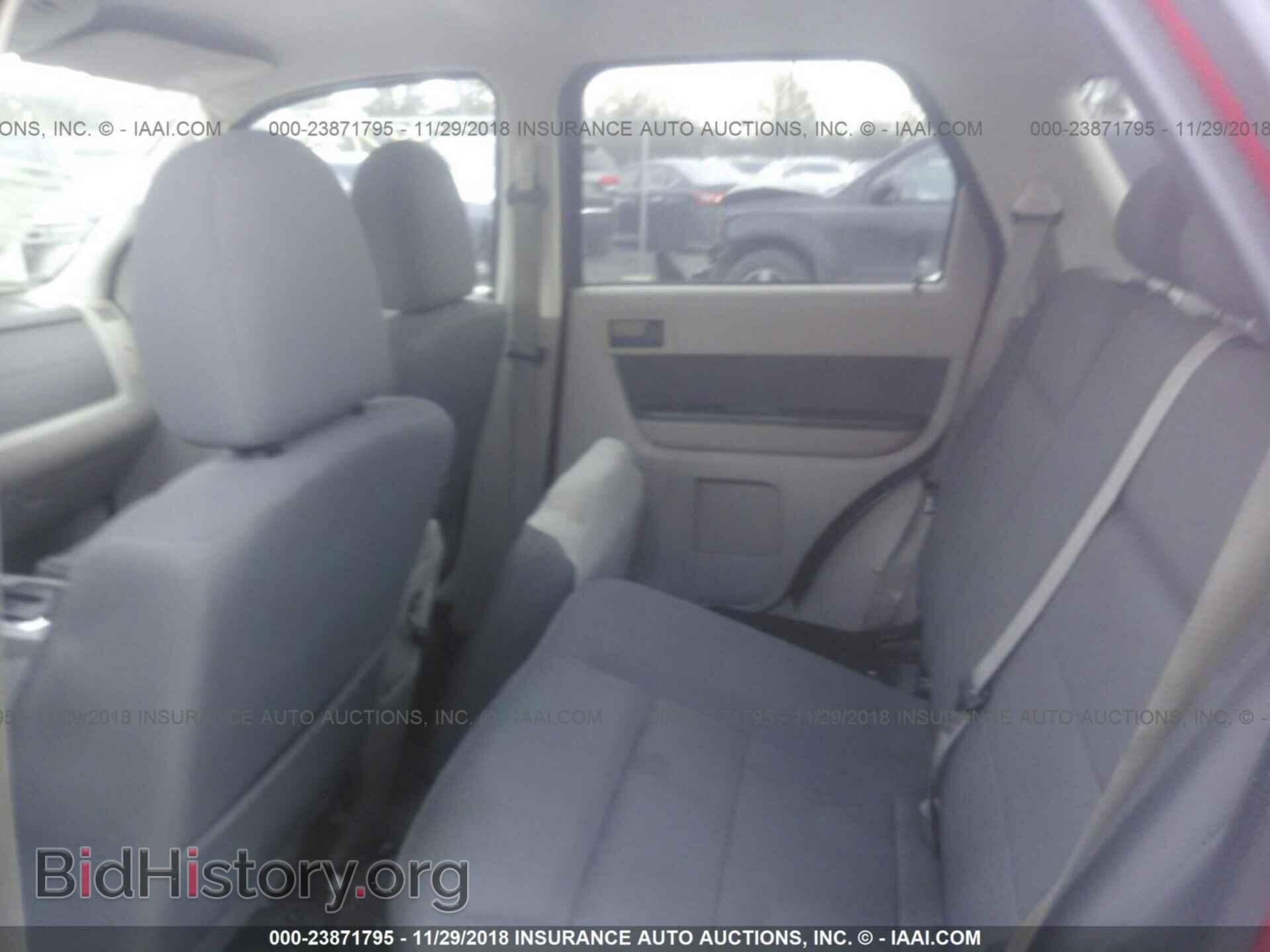 2009 FORD ESCAPE - VIN: 1FMCU03789KA92644 - Фото 8