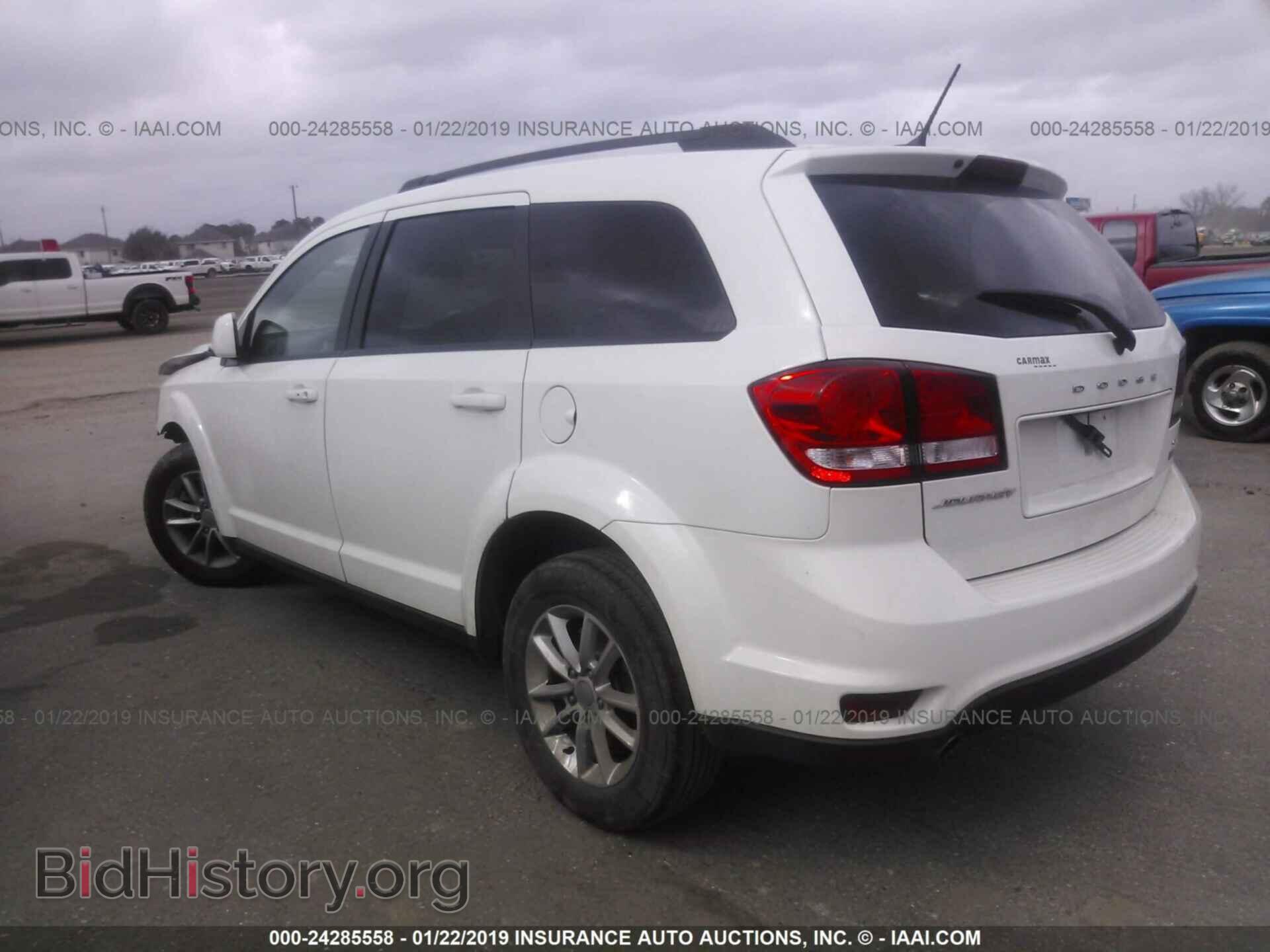 2017 DODGE JOURNEY - VIN: 3C4PDCBG4HT515516 - Фото 3