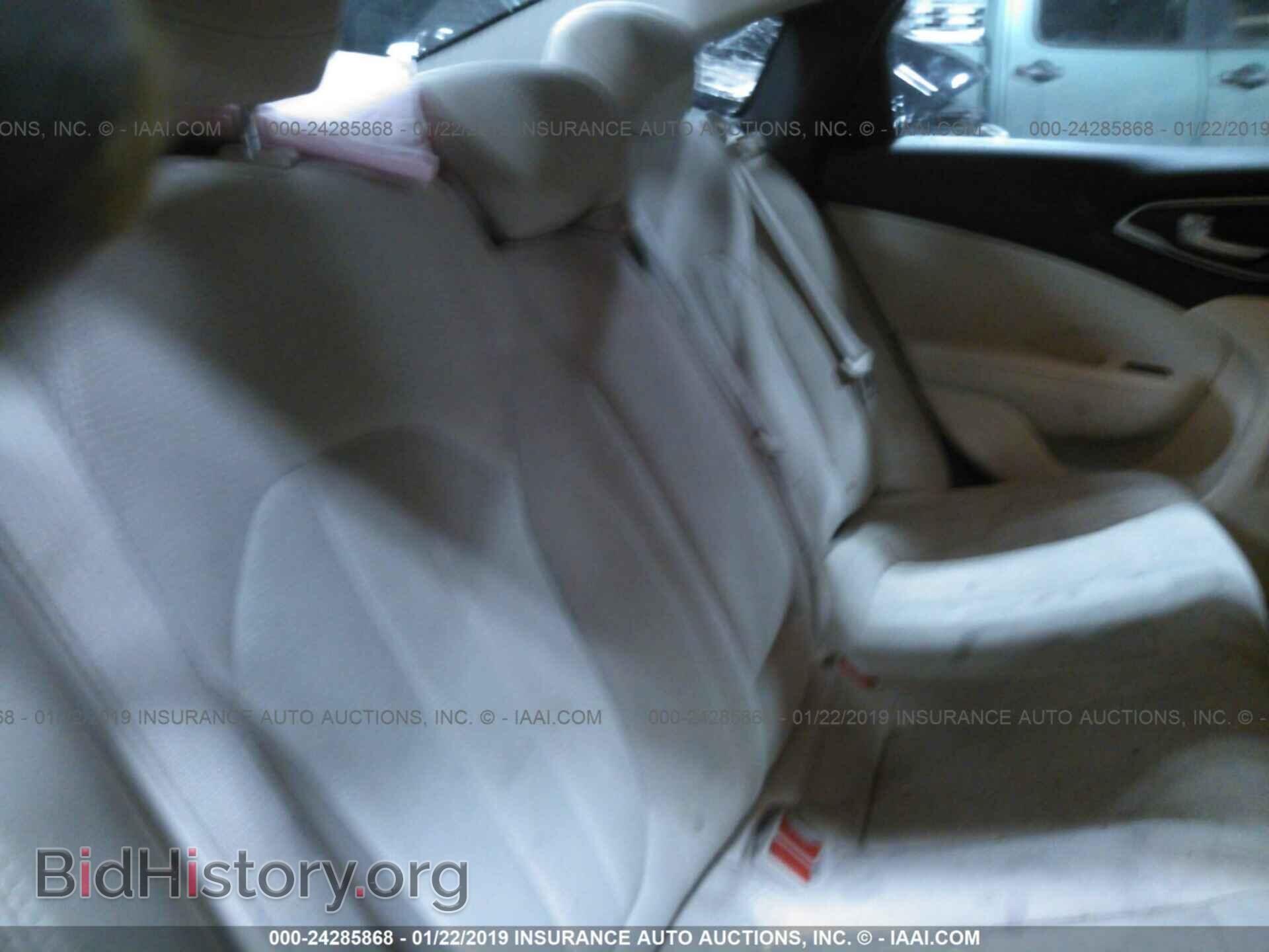 2015 CHRYSLER 200 - VIN: 1C3CCCABXFN733971 - Photo 8