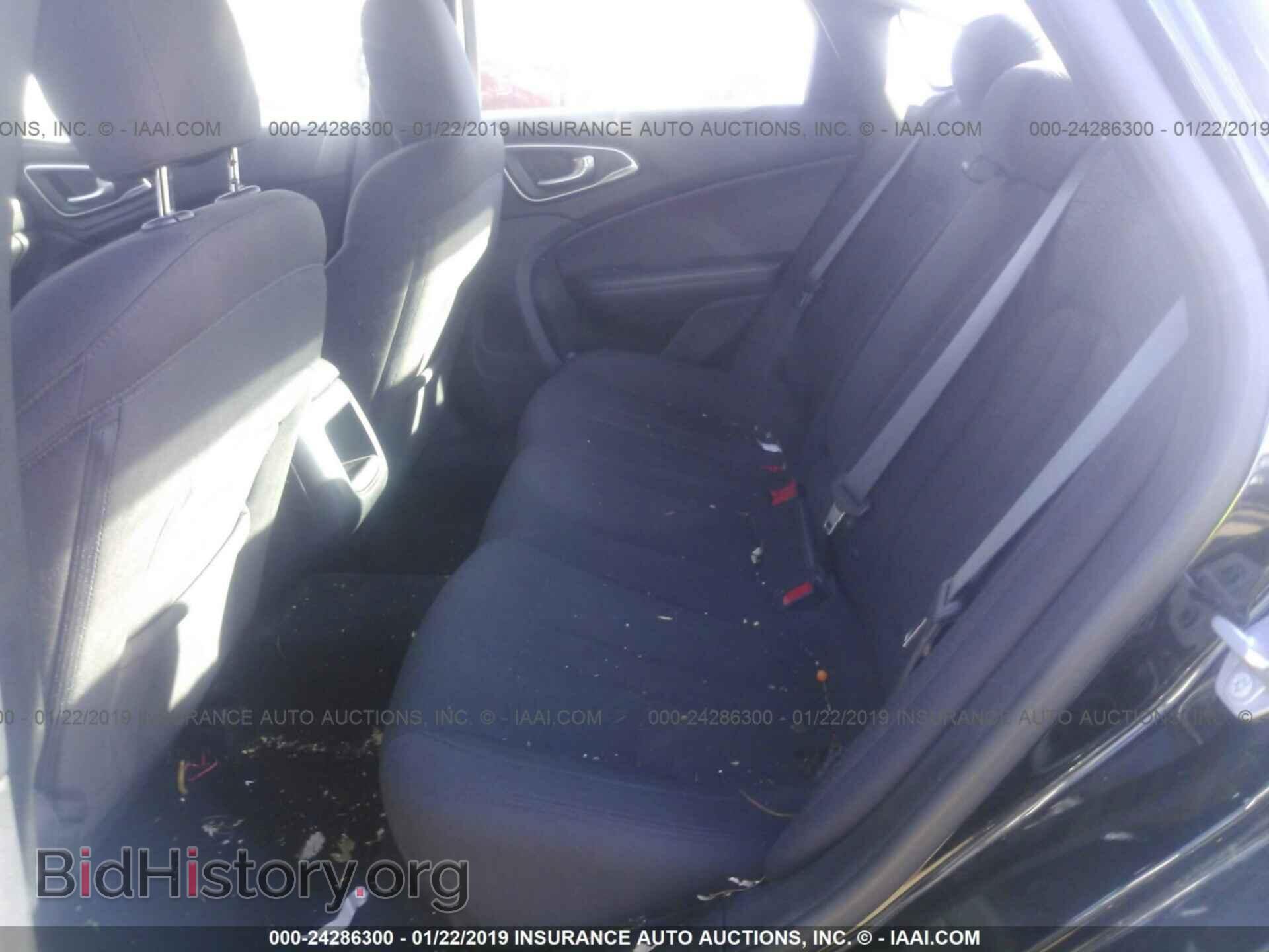 2015 CHRYSLER 200 - VIN: 1C3CCCAB0FN728388 - Photo 8