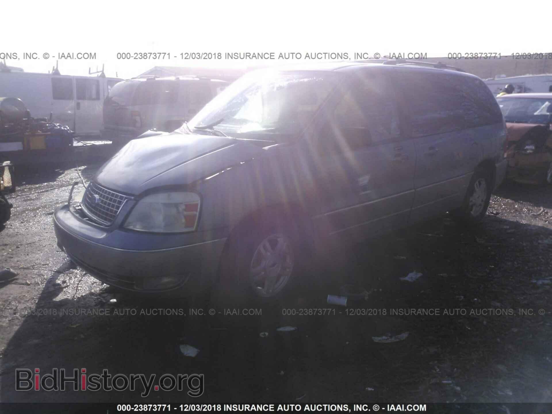 2004 FORD FREESTAR - VIN: 2FMDA58254BB28865 - Фото 2