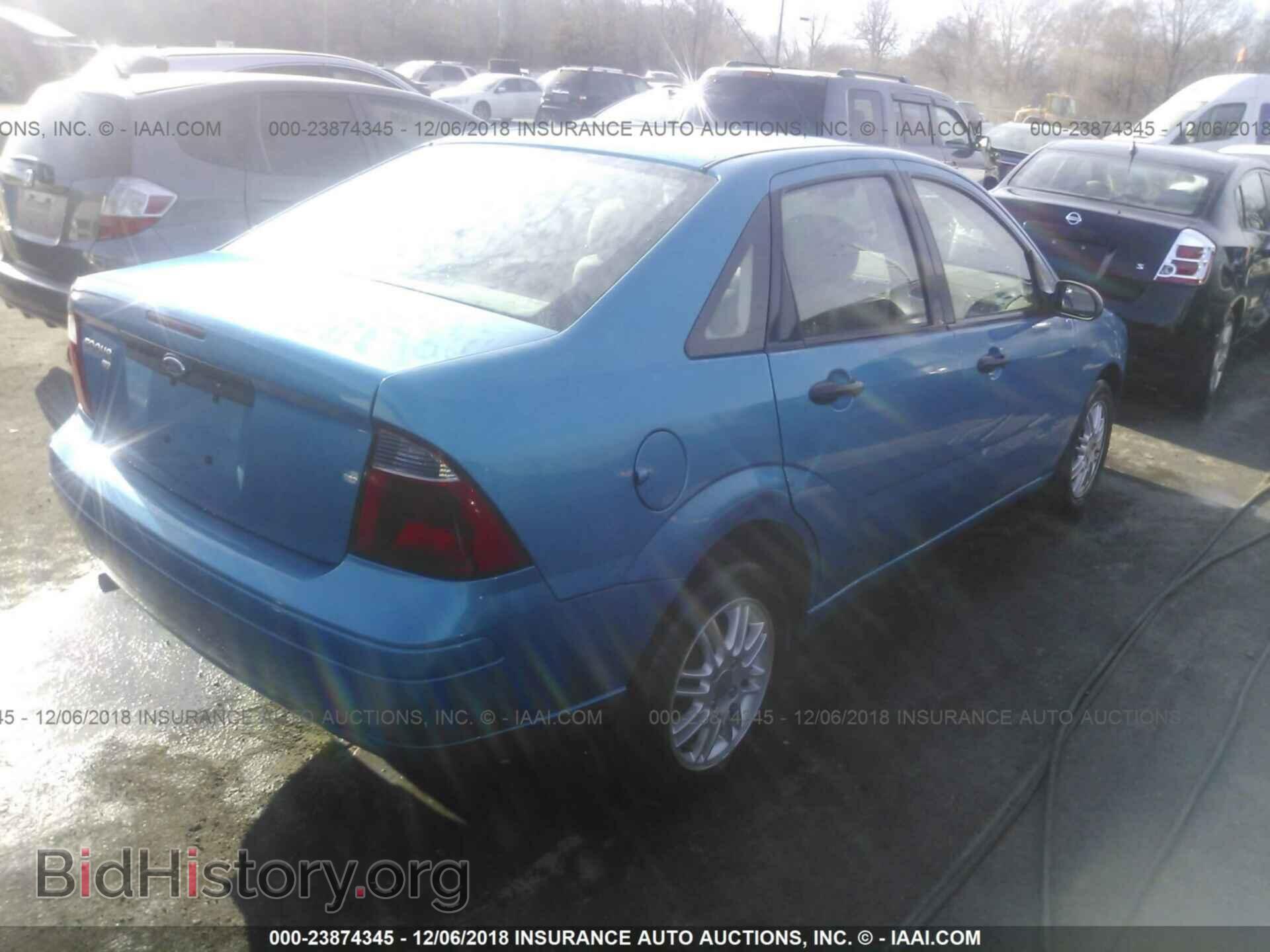 2007 FORD FOCUS - VIN: 1FAFP34N07W356779 - Фото 4