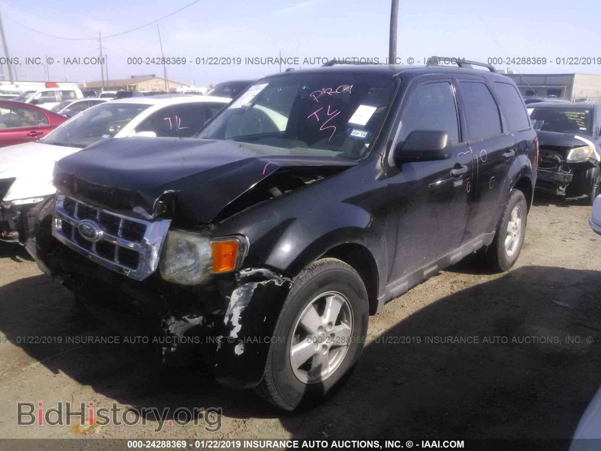 2011 FORD ESCAPE - VIN: 1FMCU0DG7BKA57839 - Фото 2