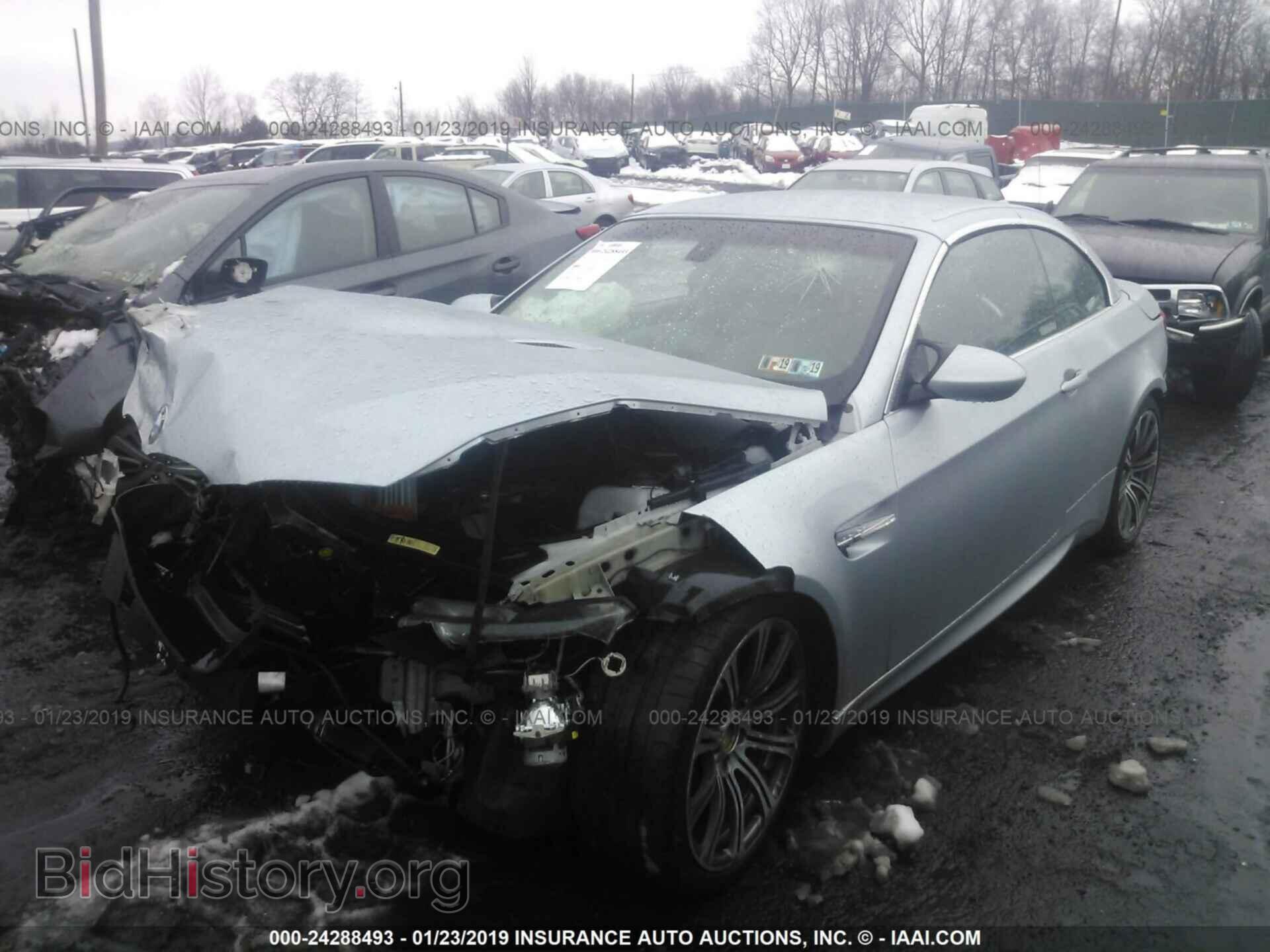 2008 BMW M3 - VIN: WBSWL93528PL89443 - Фото 2