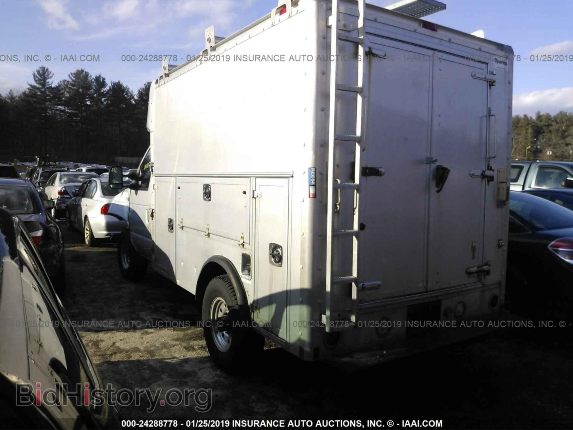 2006 FORD ECONOLINE - VIN: 1FDSE35P96DA68697 - Фото 3