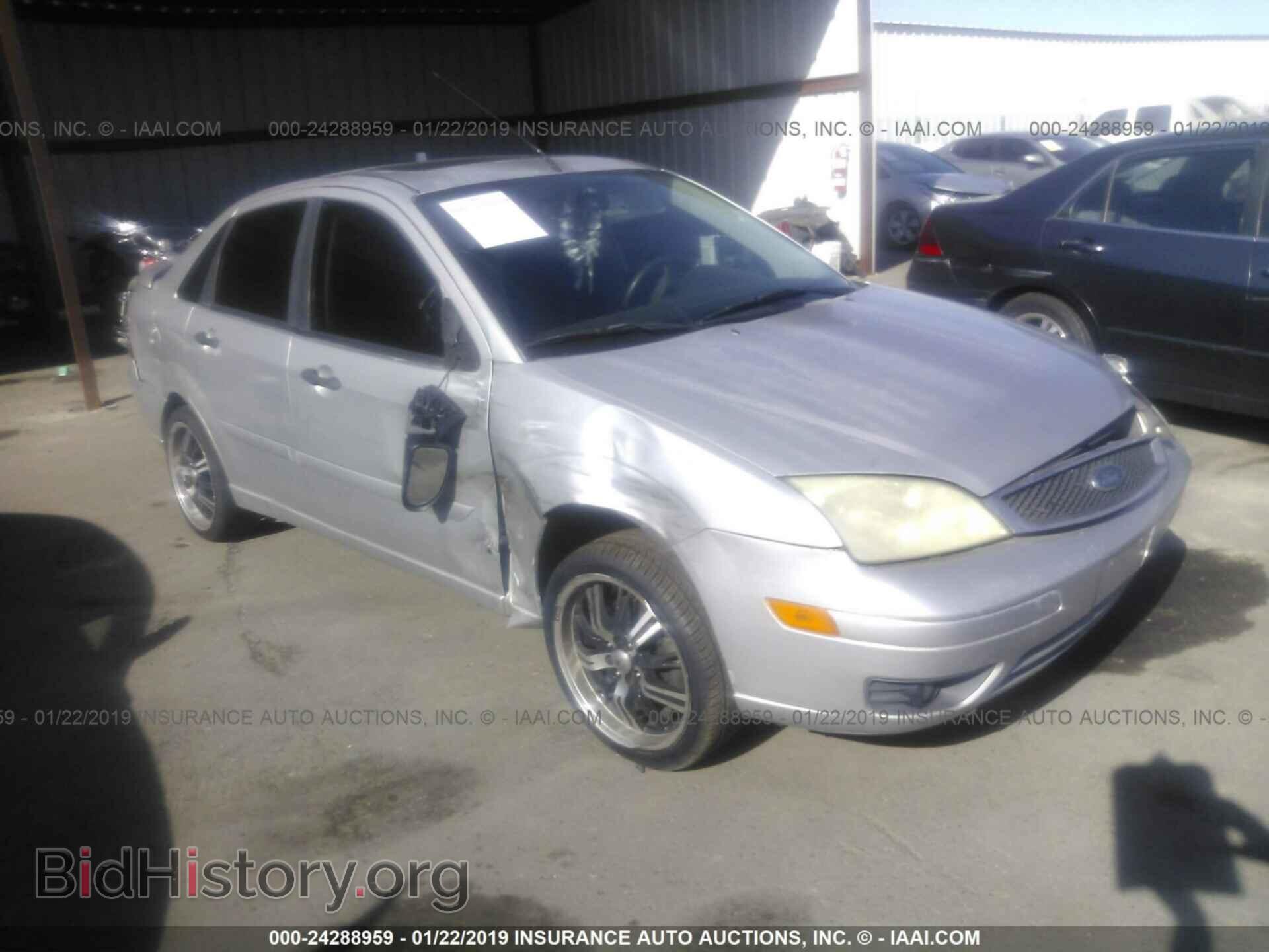 Фотография 1FAHP34NX7W233810 - FORD FOCUS 2007