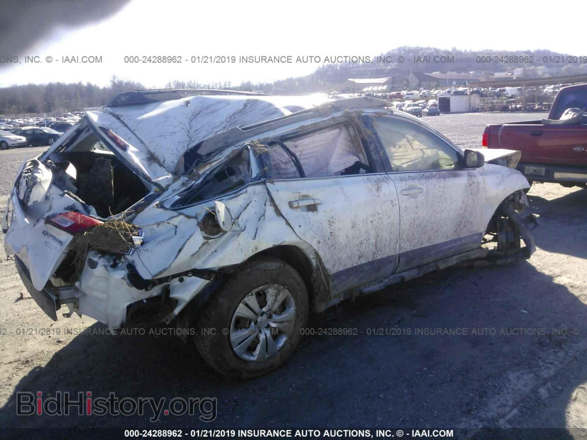 2011 SUBARU OUTBACK - VIN: 4S4BRBAC5B3364012 - Фото 4