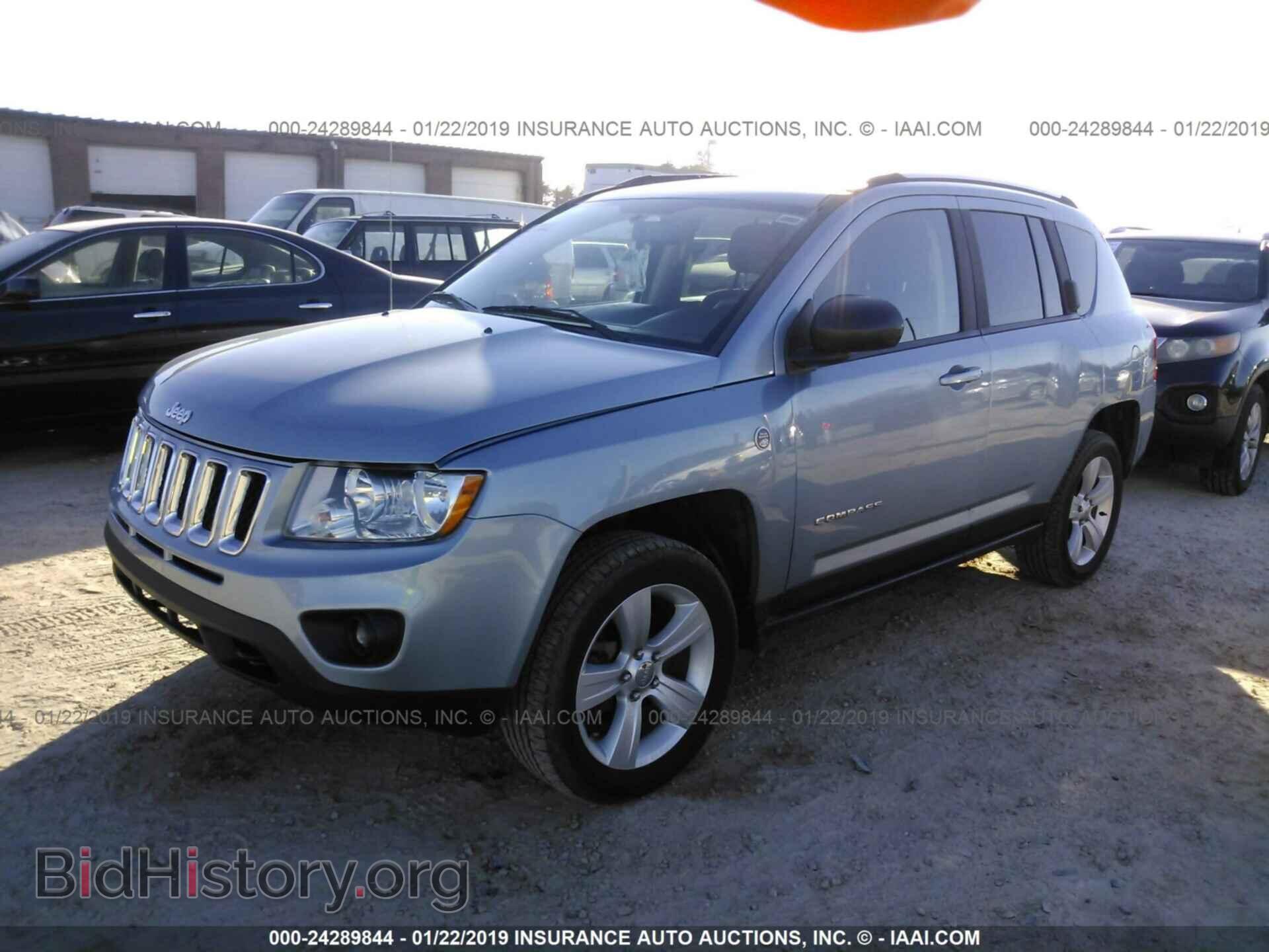 2013 JEEP COMPASS - VIN: 1C4NJDBB2DD210736 - Фото 2