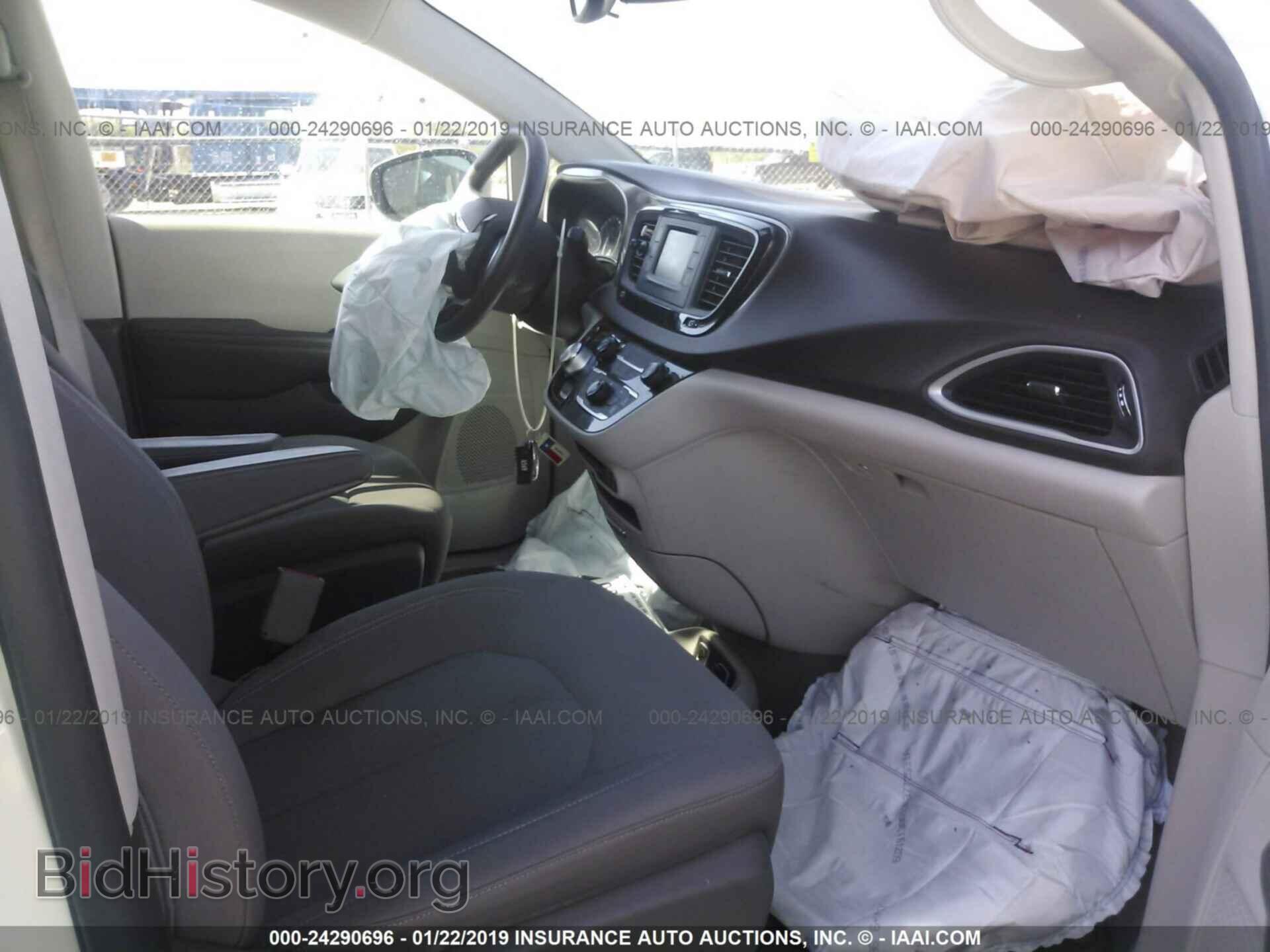 2017 CHRYSLER PACIFICA - VIN: 2C4RC1DG6HR711974 - Photo 5