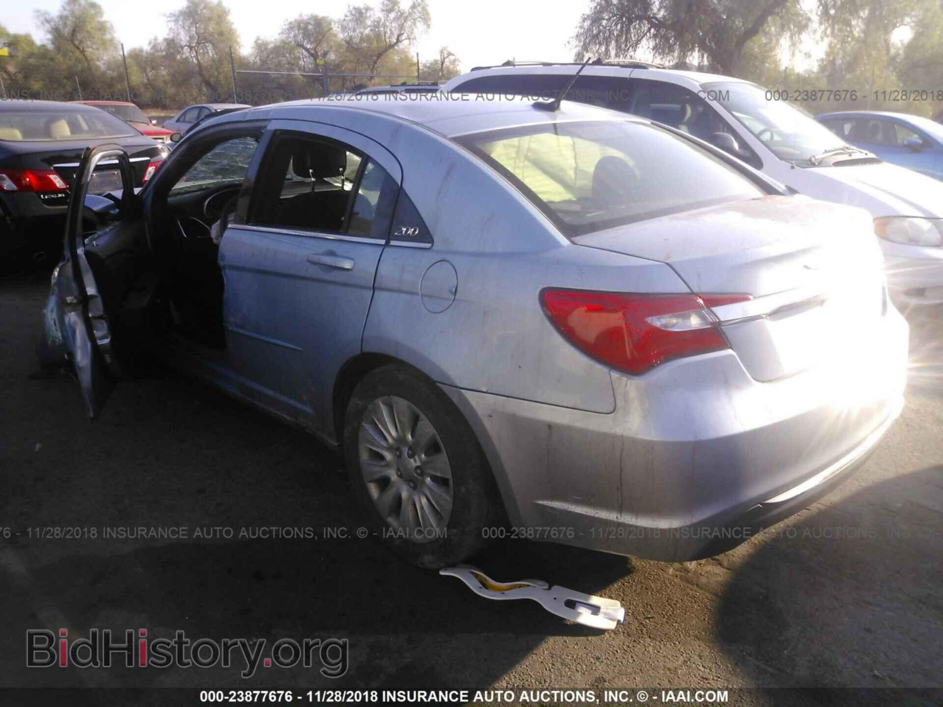2013 CHRYSLER 200 - VIN: 1C3CCBAB1DN608476 - Фото 3
