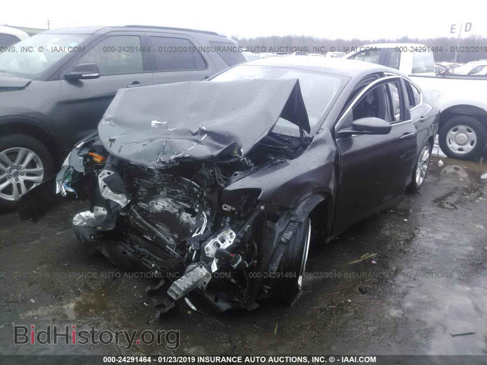 2015 CHRYSLER 200 - VIN: 1C3CCCAB2FN559605 - Photo 2
