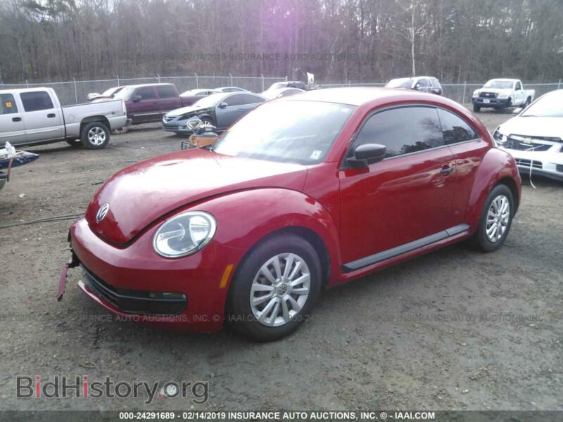 2012 Volkswagen BEETLE (VIN 3VWFP7AT9CM645980) — фото 2 из 10