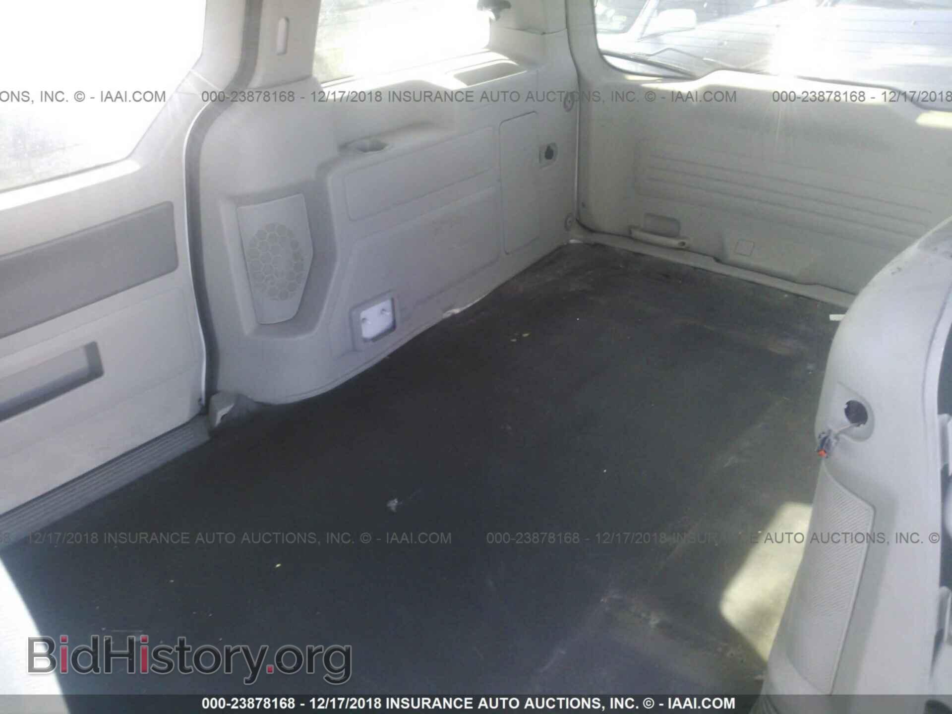 2004 FORD FREESTAR - VIN: 2FTZA54644BB07458 - Photo 8