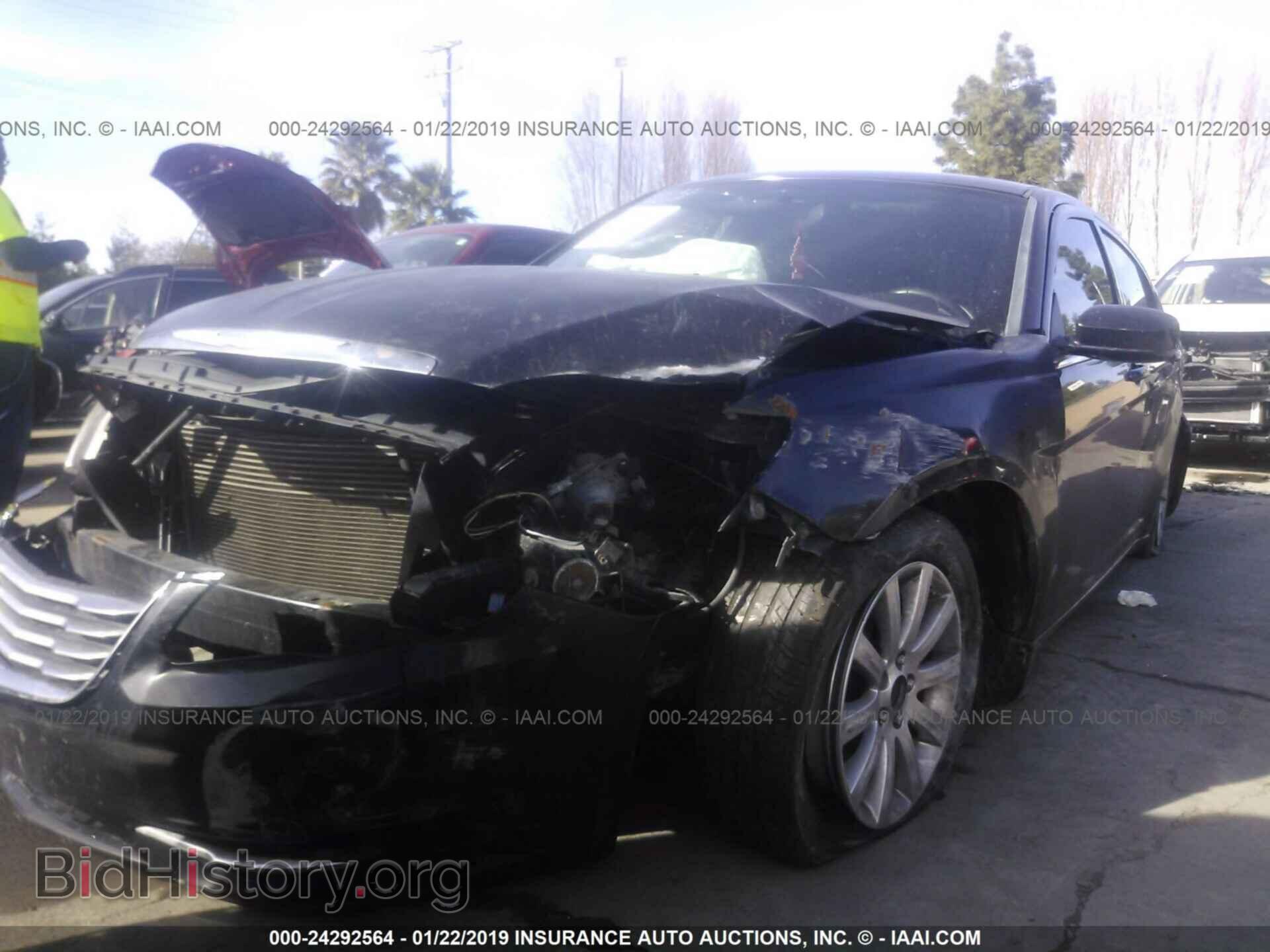 2012 CHRYSLER 200 - VIN: 1C3CCBBB8CN114239 - Photo 2