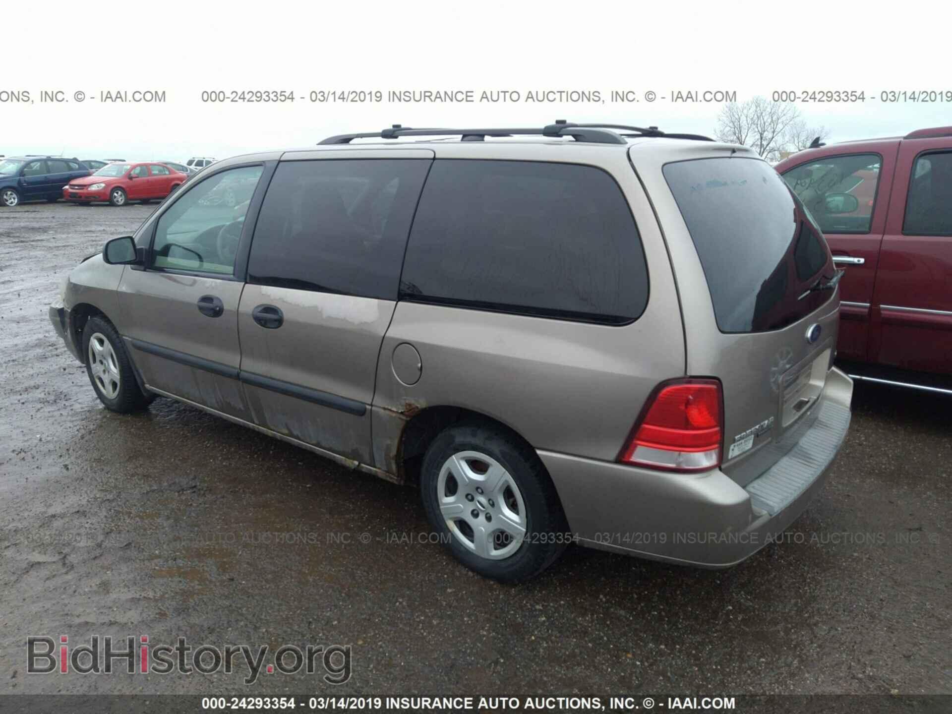 2004 FORD FREESTAR - VIN: 2FMZA51684BA28357 - Фото 3