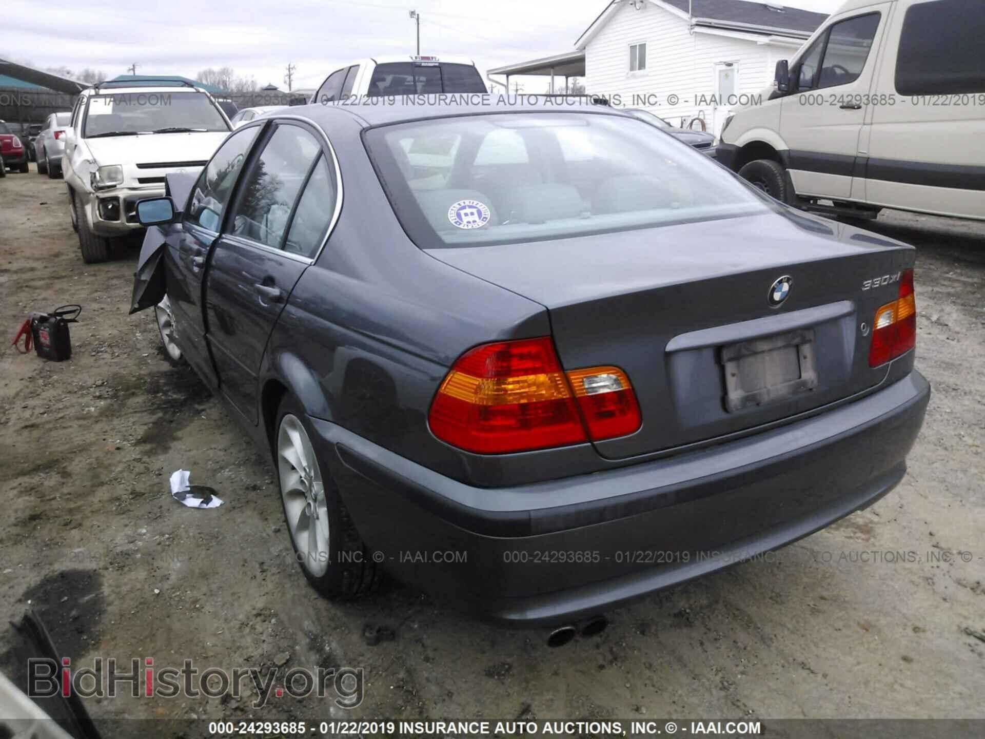 2003 BMW 330 - VIN: WBAEW53463PG23876 - Фото 3