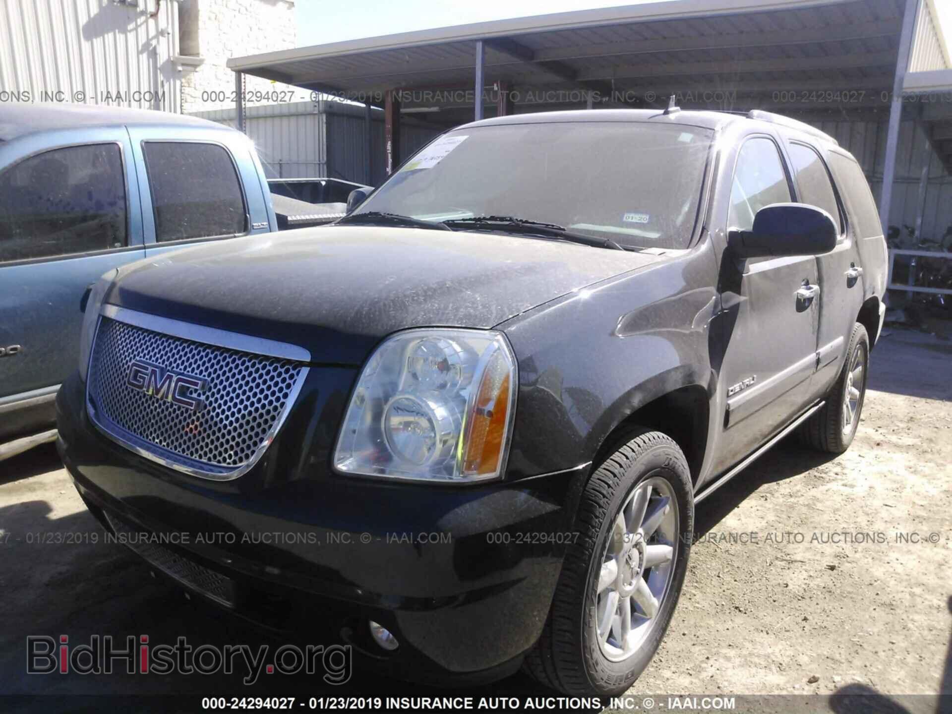 2013 GMC YUKON - VIN: 1GKS2EEF1DR182777 - Photo 2