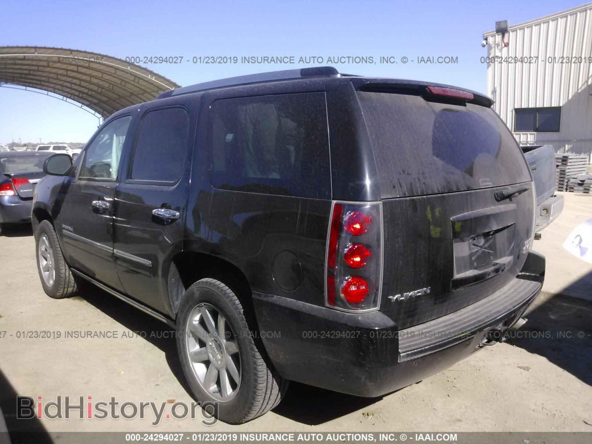 2013 GMC YUKON - VIN: 1GKS2EEF1DR182777 - Photo 3
