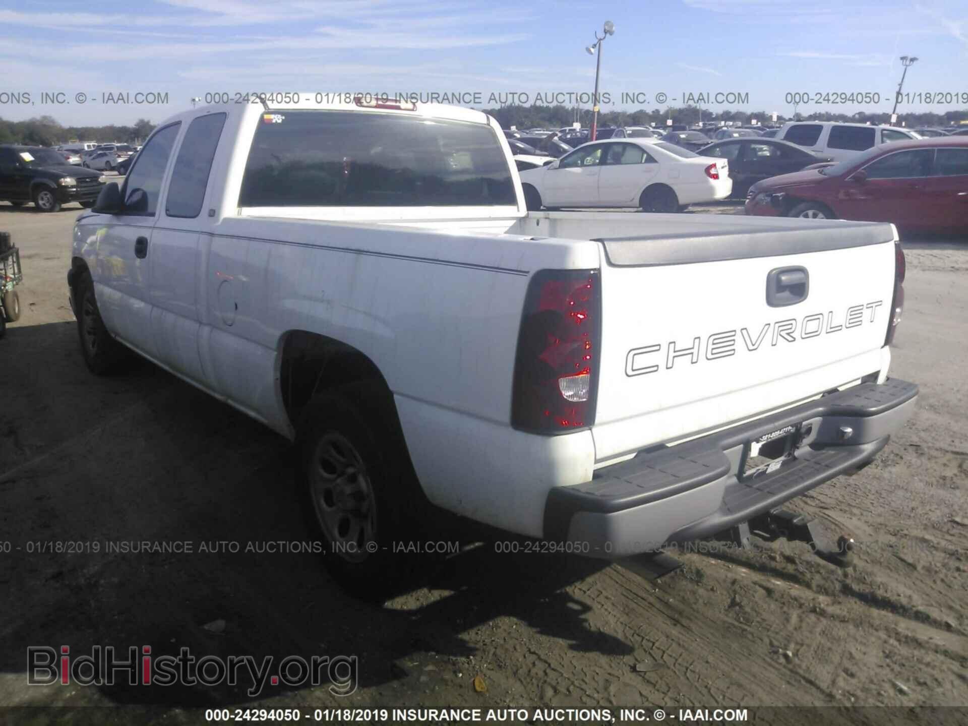 2005 CHEVROLET SILVERADO - VIN: 1GCEC19XX5Z181596 - Фото 3