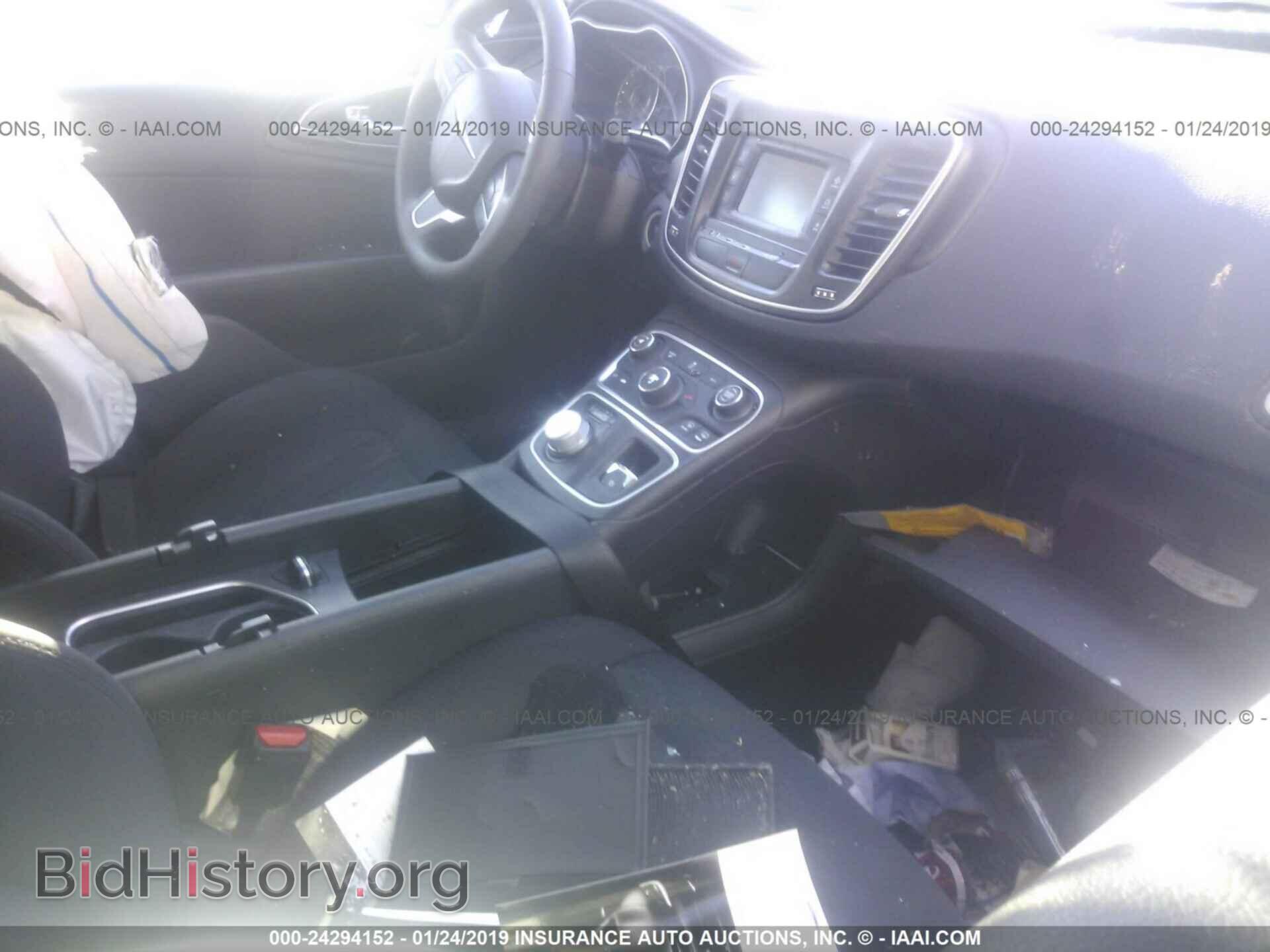 2016 CHRYSLER 200 - VIN: 1C3CCCAB3GN104313 - Photo 5