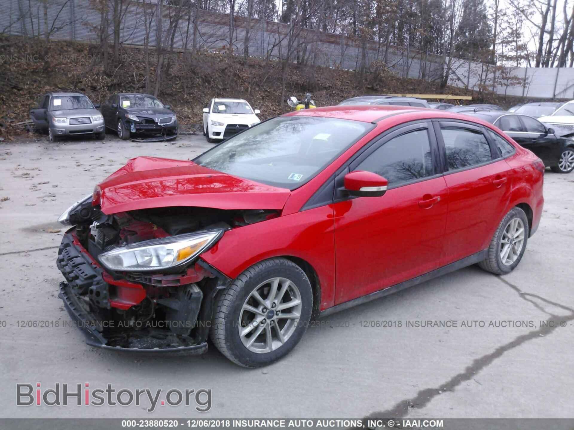 2016 FORD FOCUS - VIN: 1FADP3F26GL215646 - Фото 2