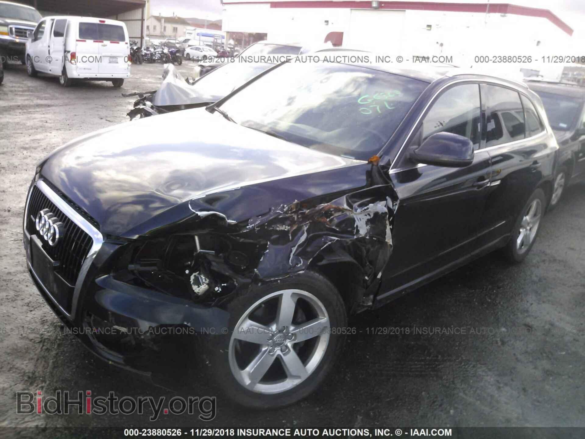 2010 AUDI Q5 - VIN: WA1LKAFP7AA043774 - Фото 2