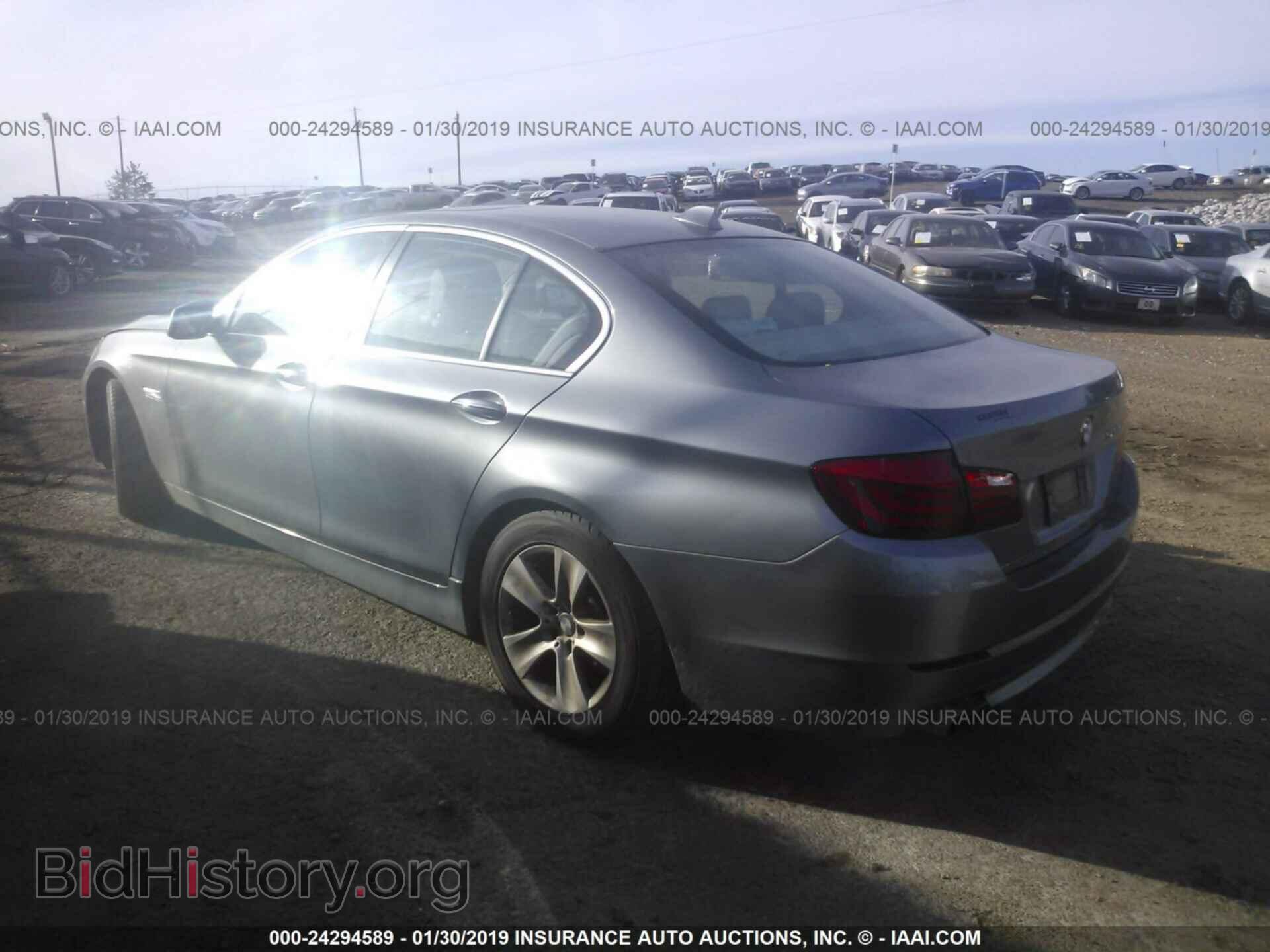 2011 BMW 528 - VIN: WBAFR1C52BC750222 - Фото 3