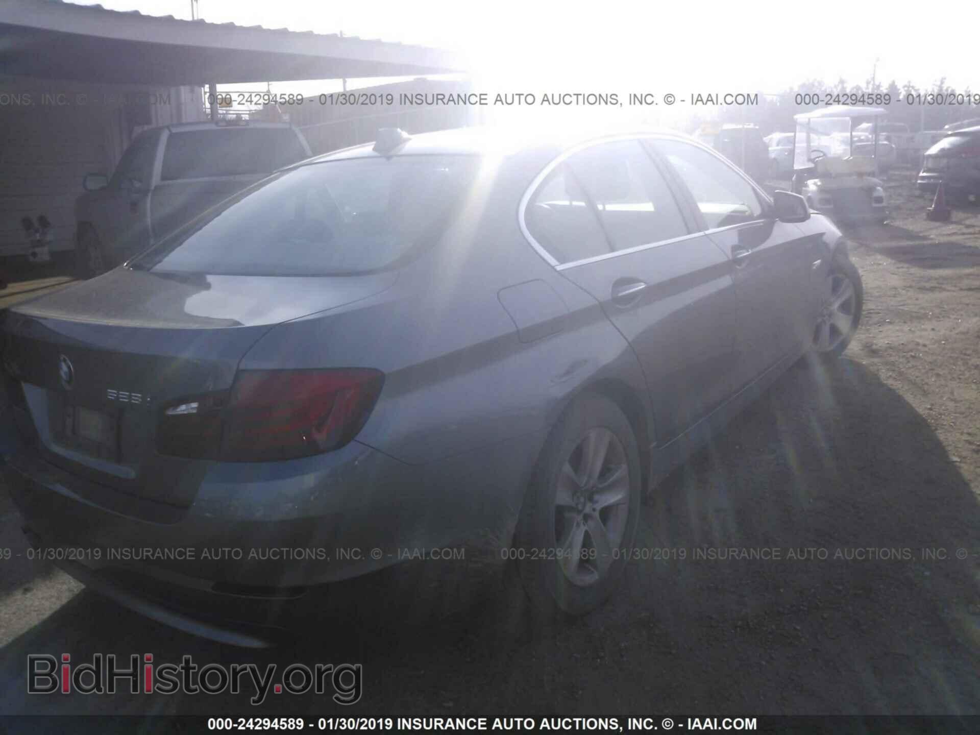 2011 BMW 528 - VIN: WBAFR1C52BC750222 - Фото 4