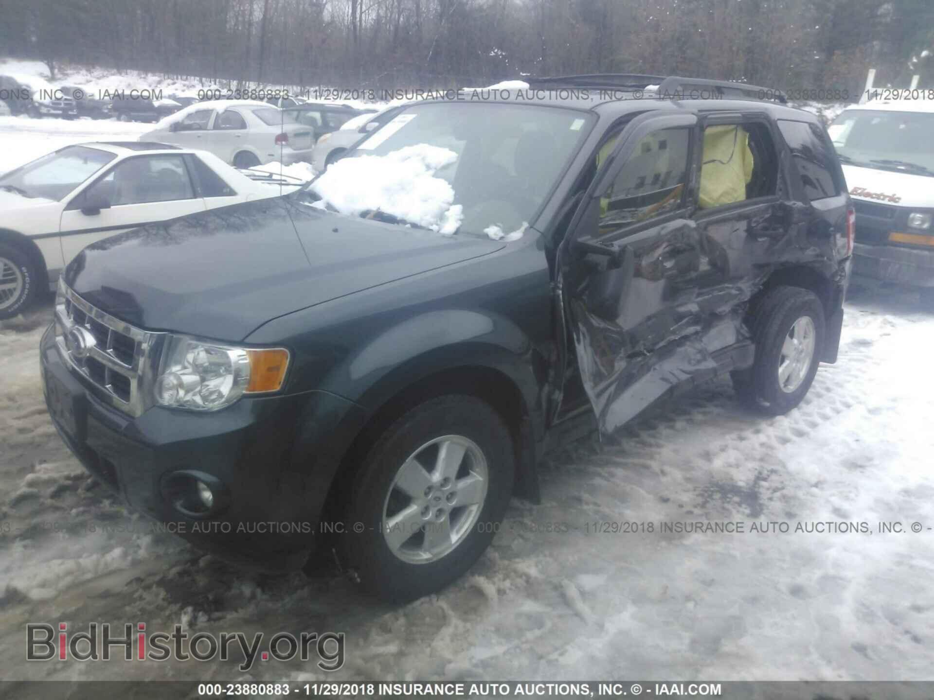 2009 FORD ESCAPE - VIN: 1FMCU93G59KC85645 - Фото 2