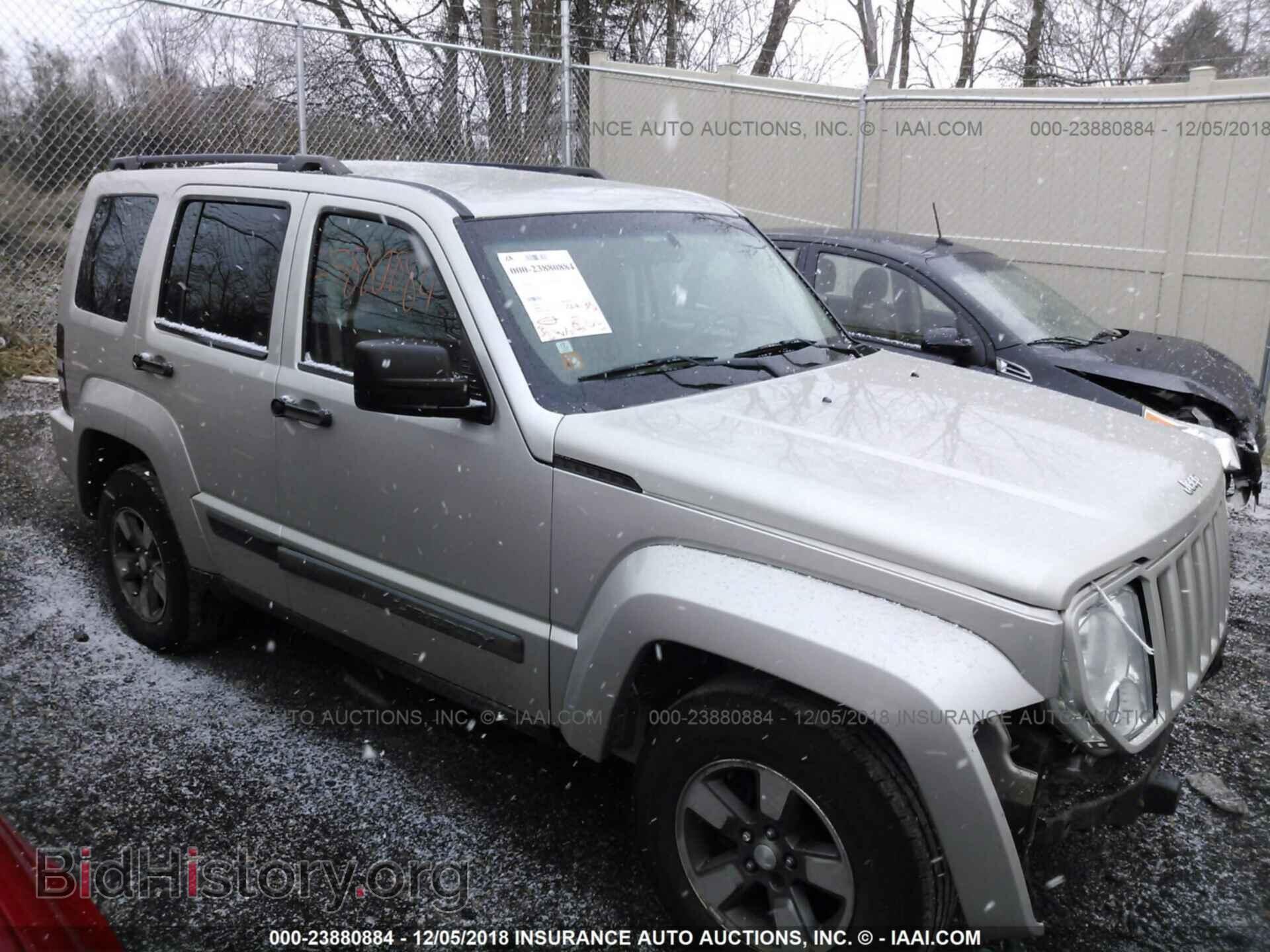 Фотография 1J8GN28K28W288042 - JEEP LIBERTY 2008