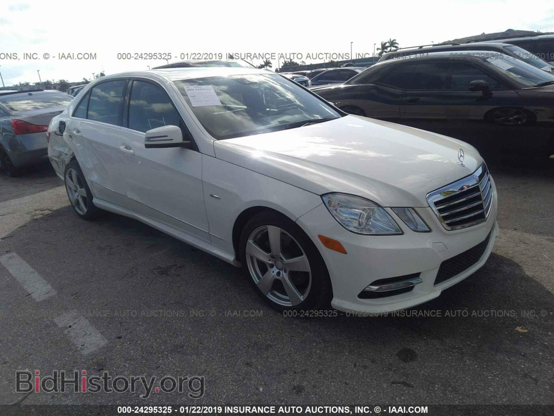 Photo WDDHF5KB8CA590823 - MERCEDES-BENZ E 2012