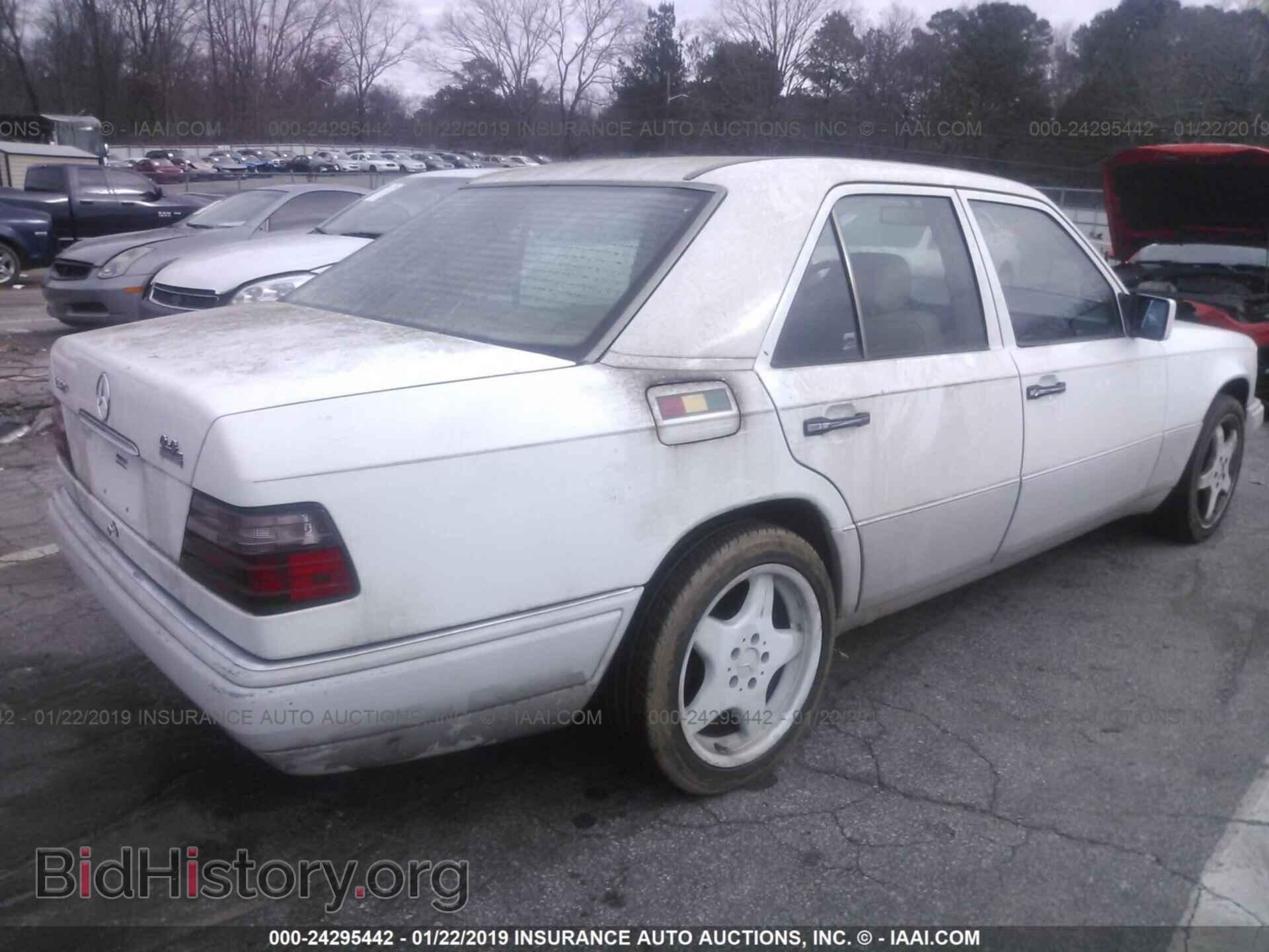 1994 MERCEDES-BENZ E - VIN: WDBEA32E0RC091696 - Фото 4